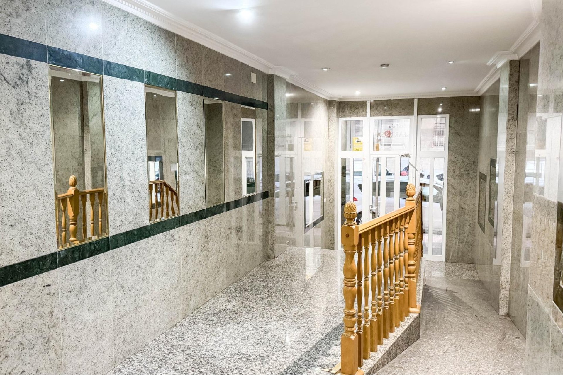 Revente - Apartment -
Torrevieja - Parque de las Naciones