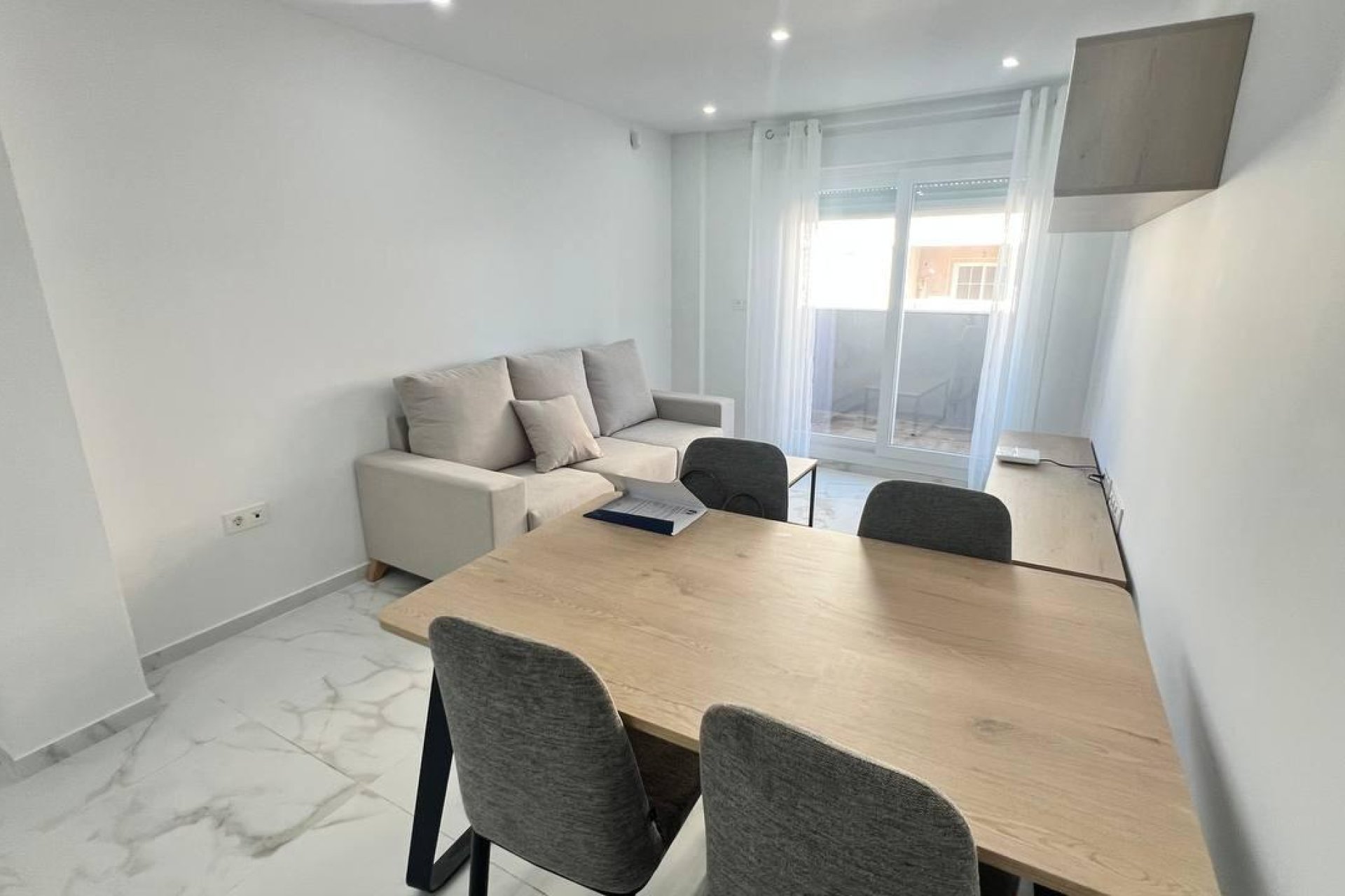 Revente - Apartment -
Torrevieja - Parque de las Naciones