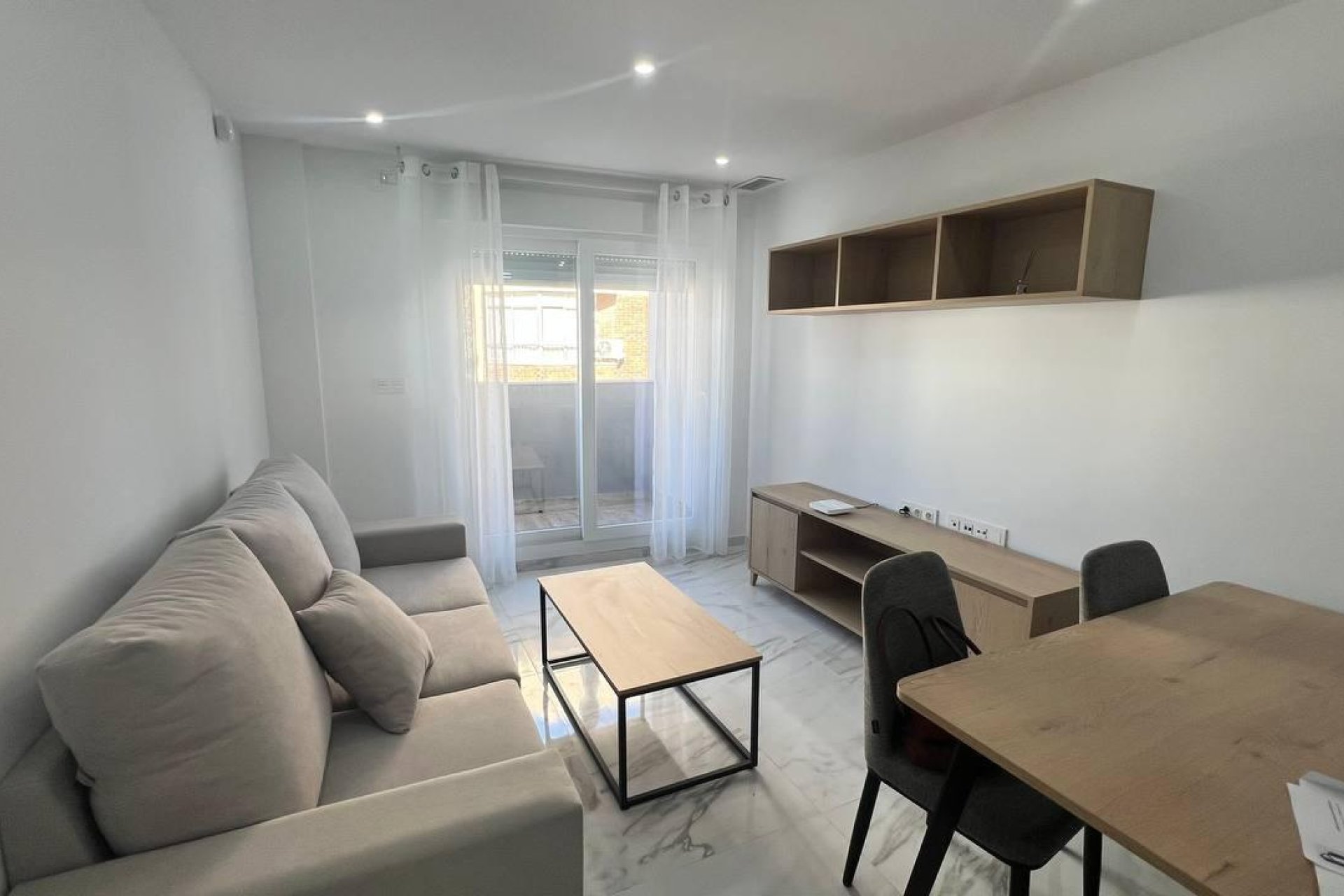 Revente - Apartment -
Torrevieja - Parque de las Naciones