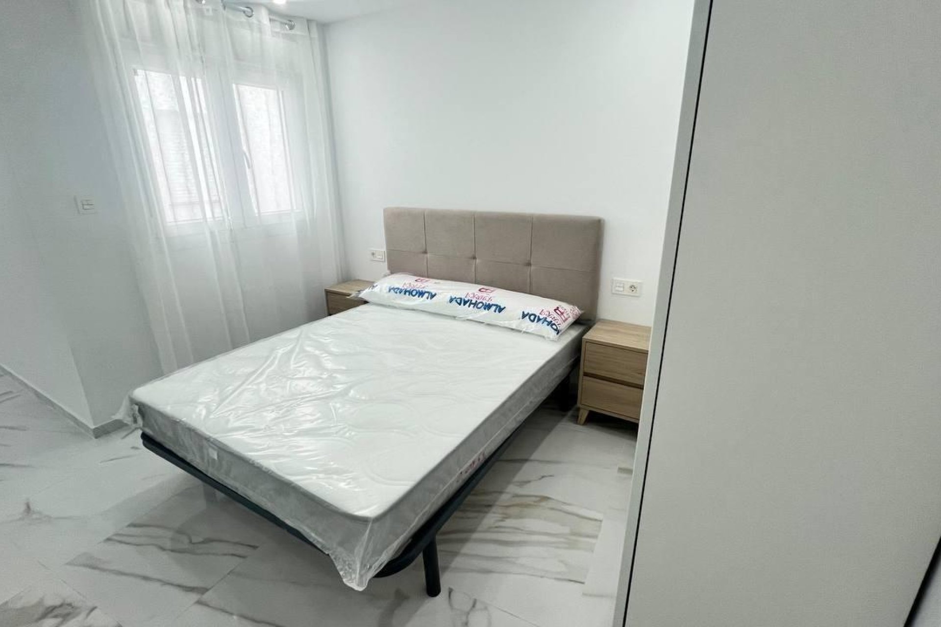 Revente - Apartment -
Torrevieja - Parque de las Naciones