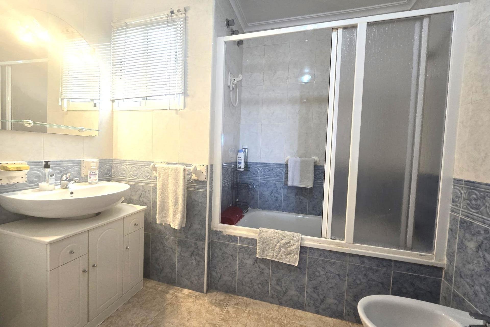 Revente - Apartment -
Torrevieja - Parque Las Naciones