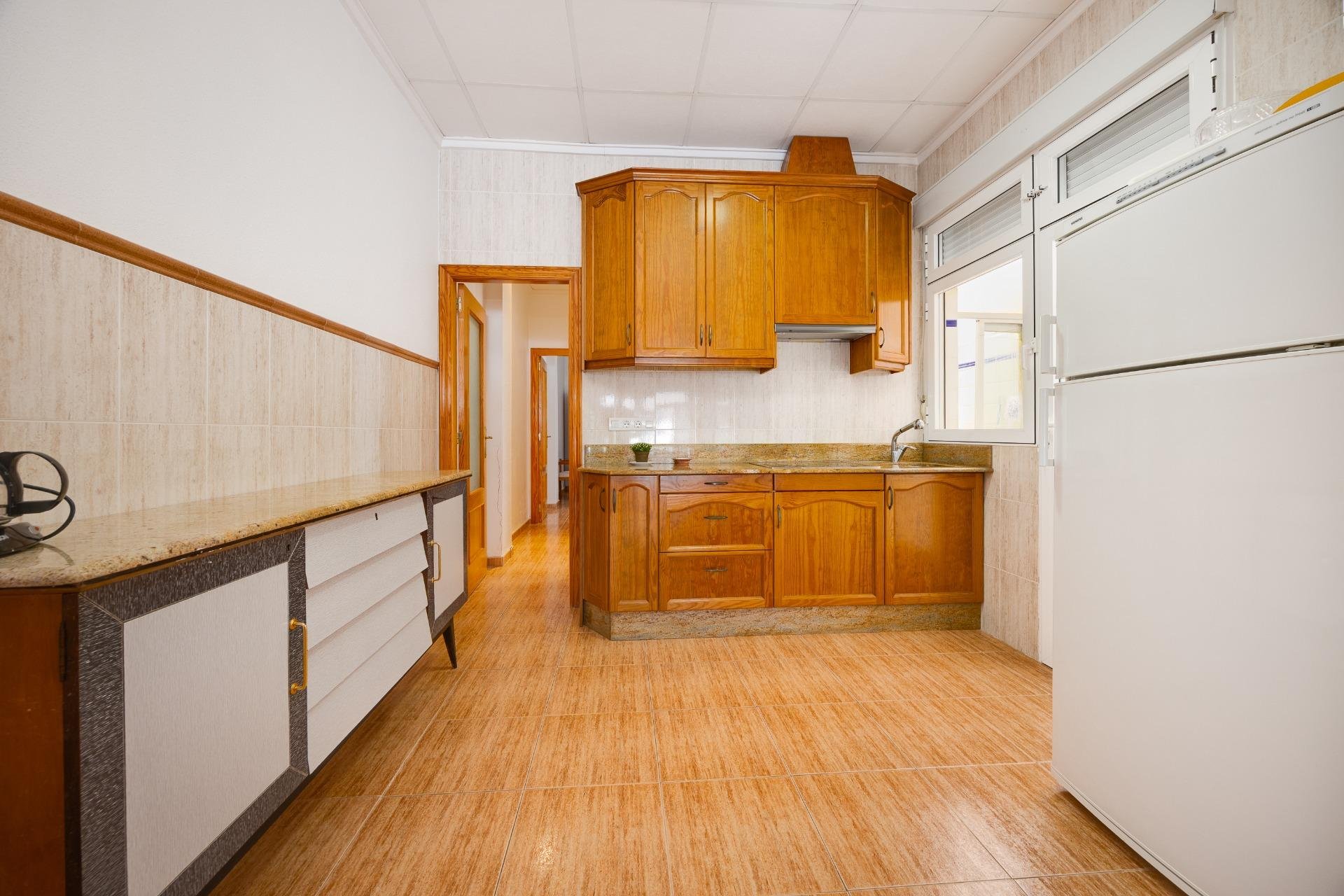 Revente - Apartment -
Torrevieja - Paseo Maritimo