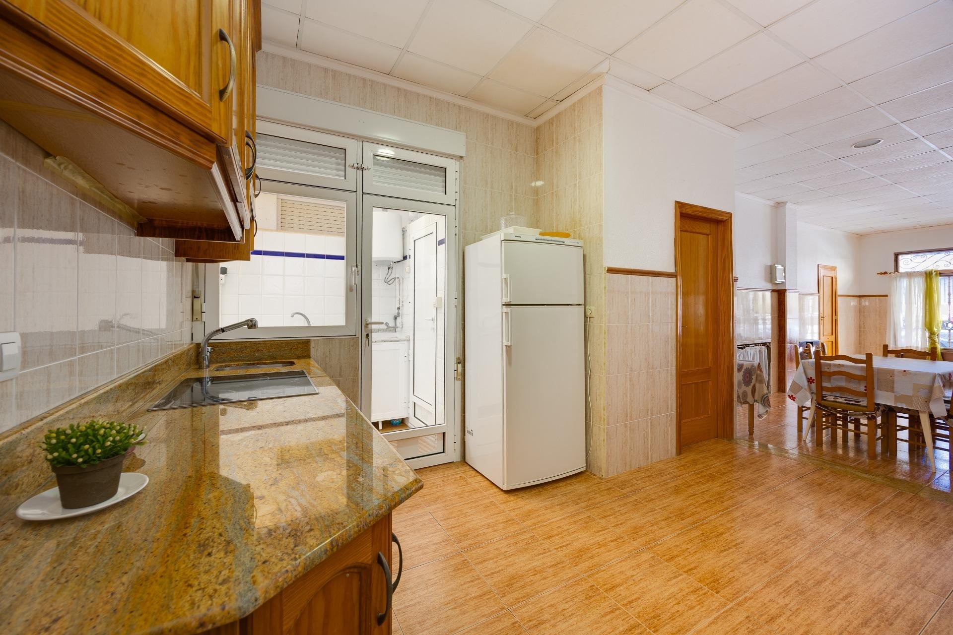 Revente - Apartment -
Torrevieja - Paseo Maritimo