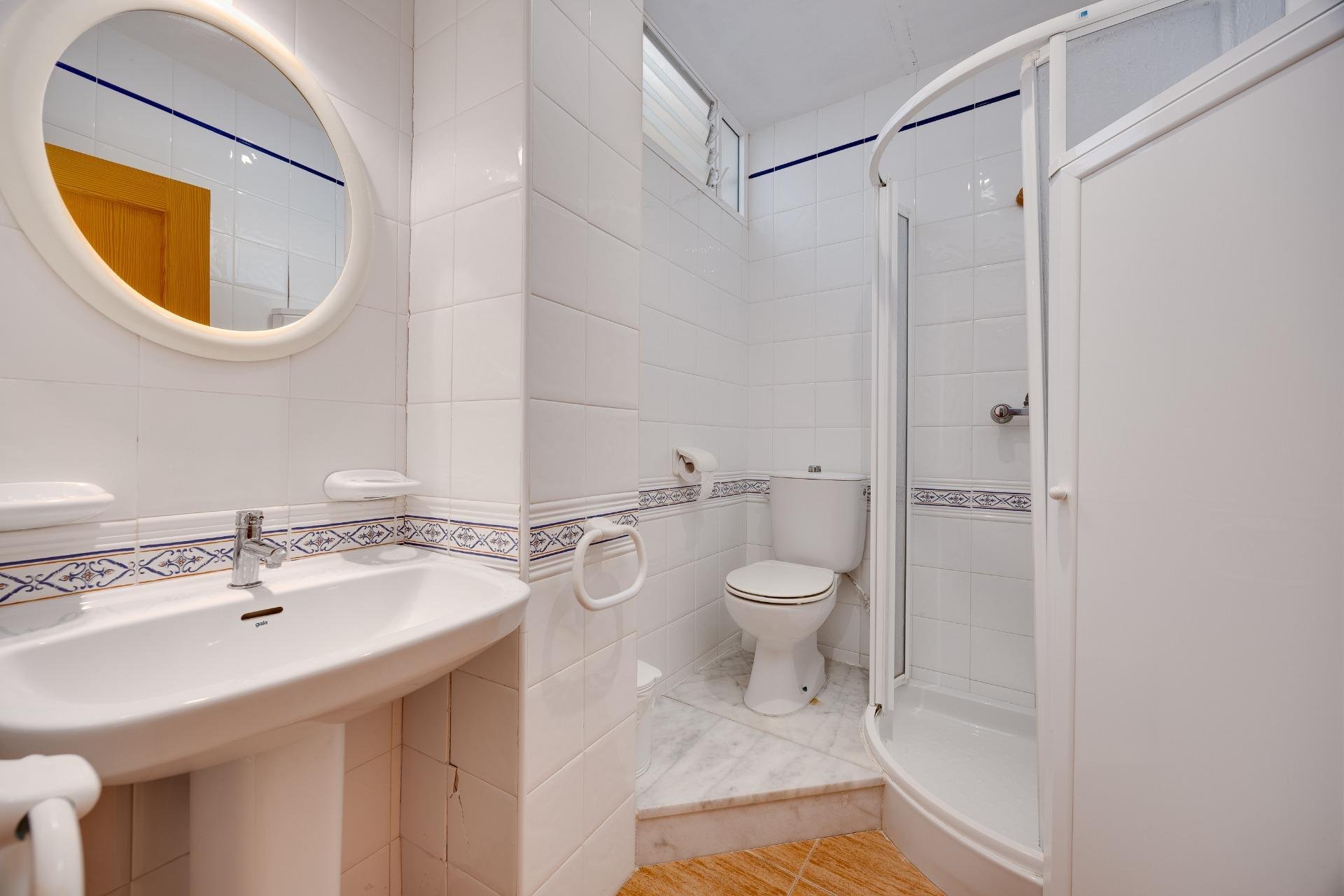 Revente - Apartment -
Torrevieja - Paseo Maritimo