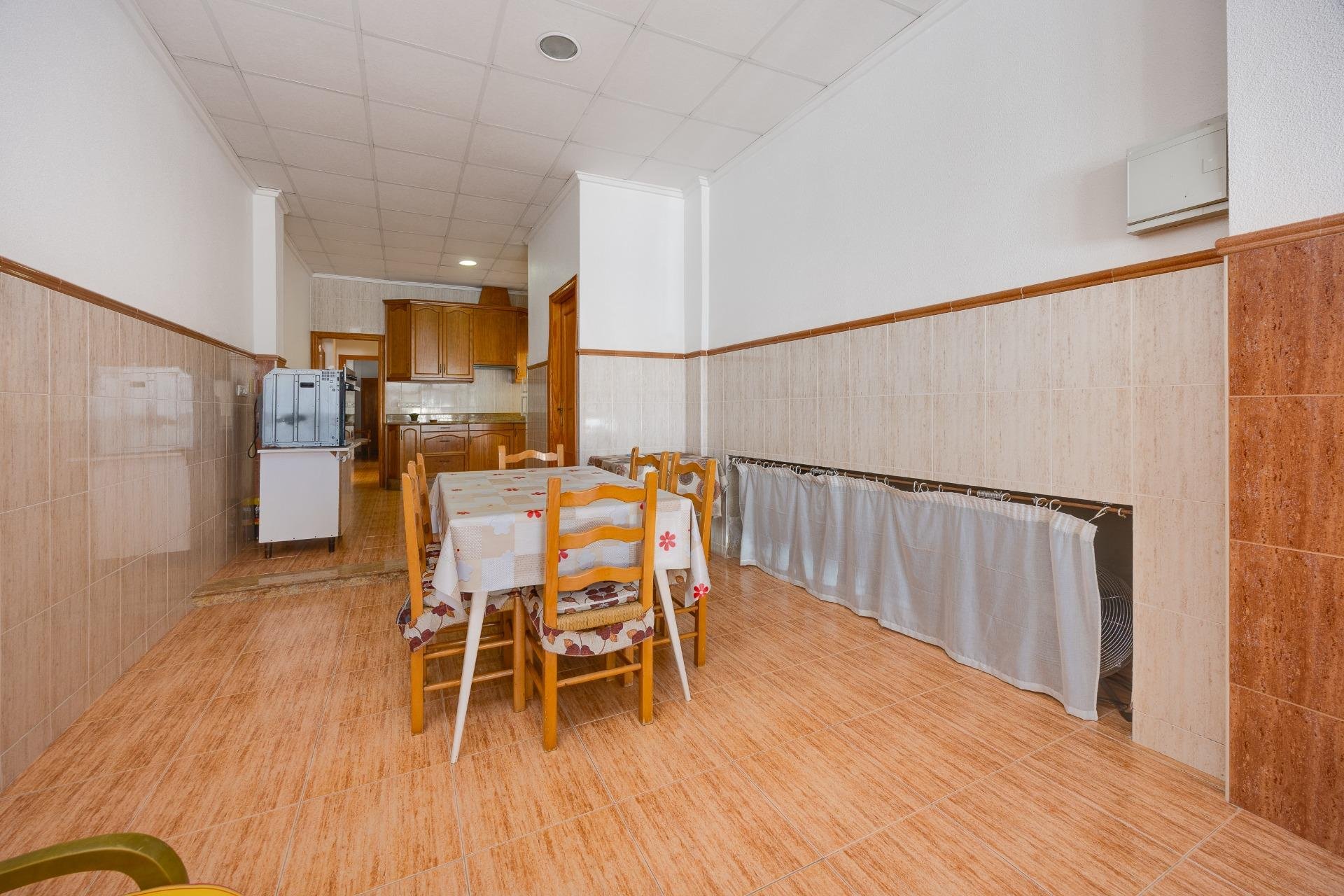 Revente - Apartment -
Torrevieja - Paseo Maritimo