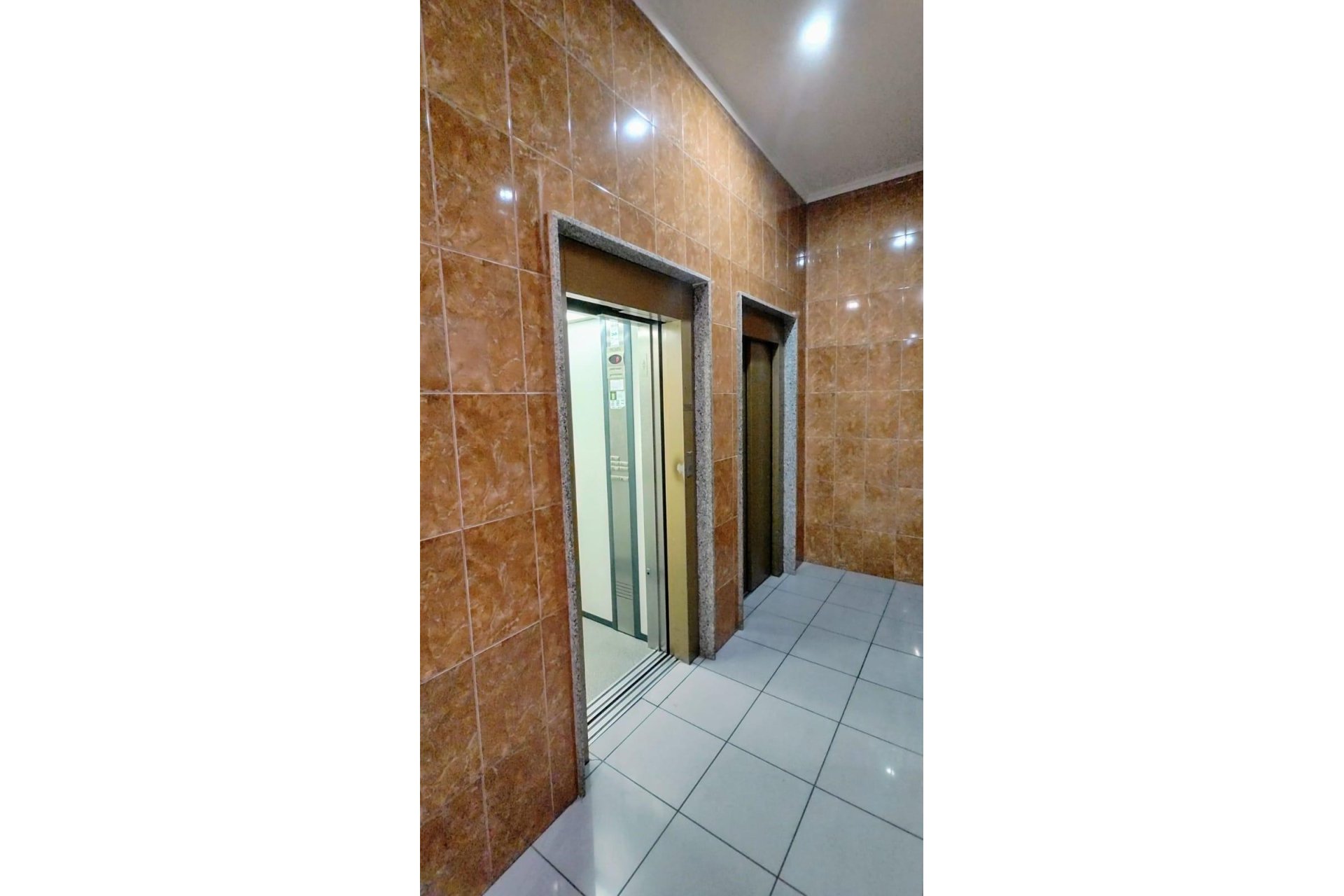 Revente - Apartment -
Torrevieja - Playa de los Locos