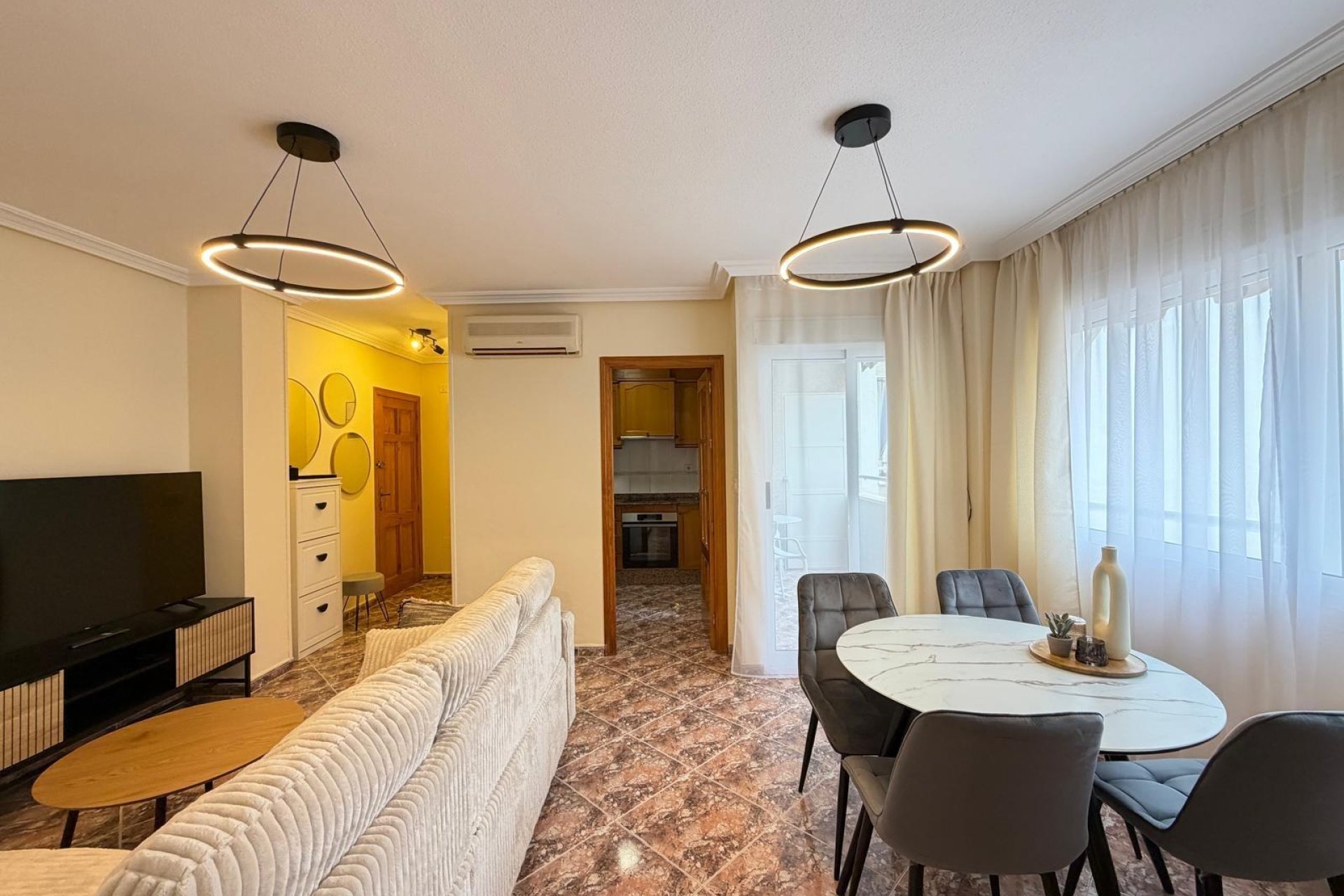 Revente - Apartment -
Torrevieja - Playa de los Locos