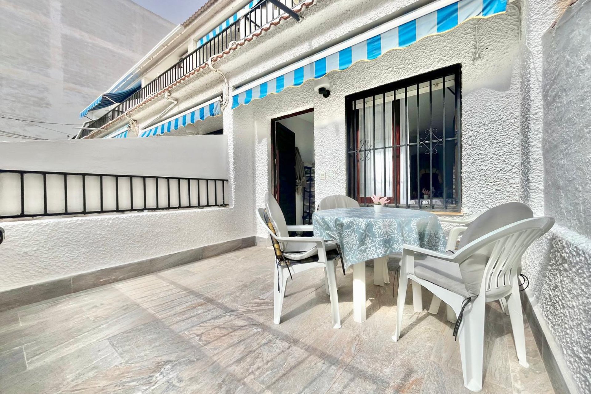 Revente - Apartment -
Torrevieja - Playa de los Locos
