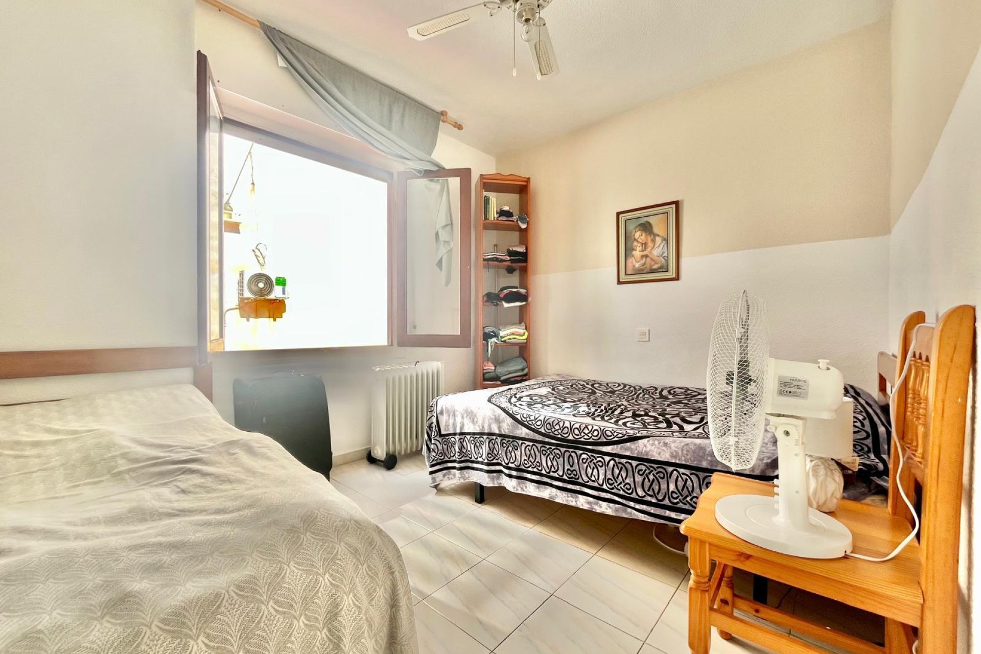 Revente - Apartment -
Torrevieja - Playa de los Locos