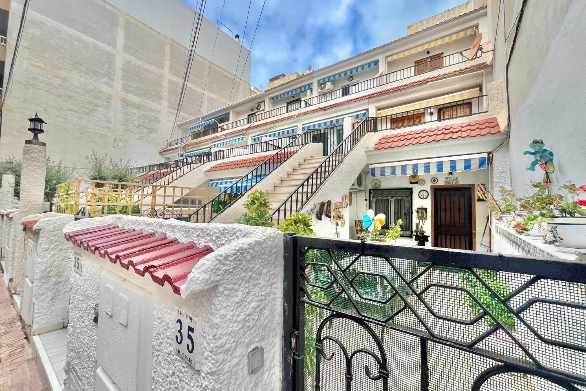 Revente - Apartment -
Torrevieja - Playa de los Locos