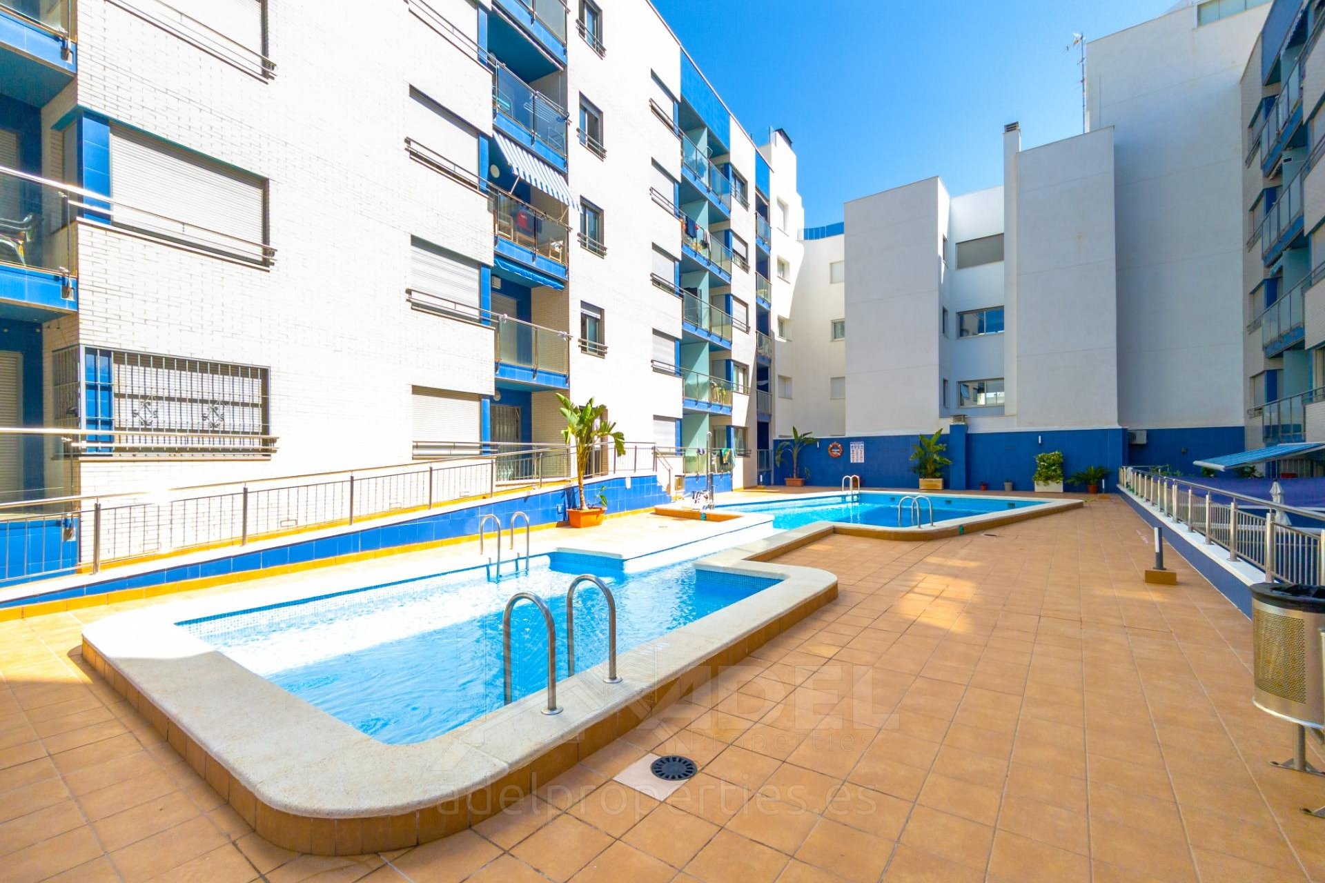 Revente - Apartment -
Torrevieja - Playa de los Locos
