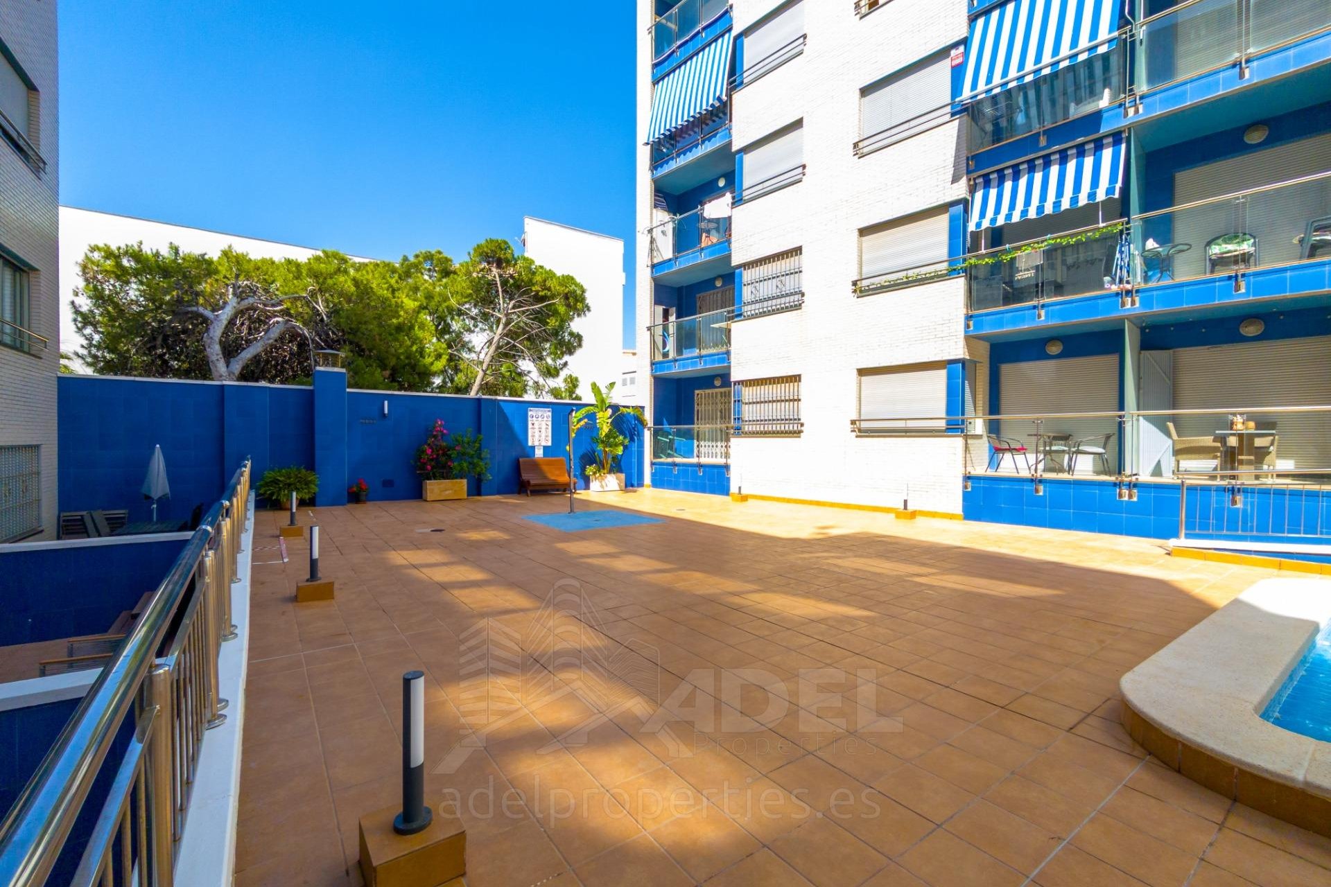 Revente - Apartment -
Torrevieja - Playa de los Locos