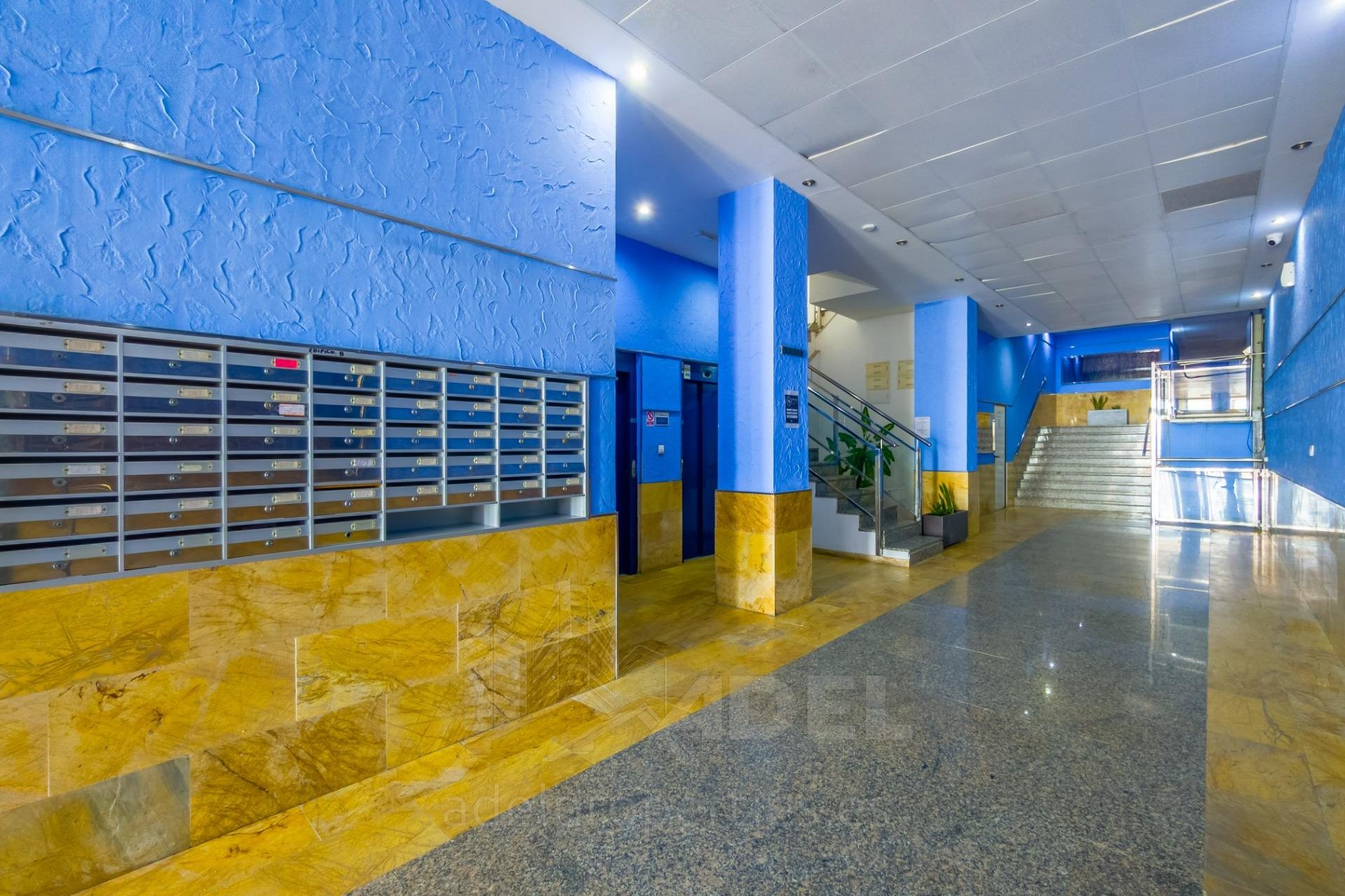 Revente - Apartment -
Torrevieja - Playa de los Locos