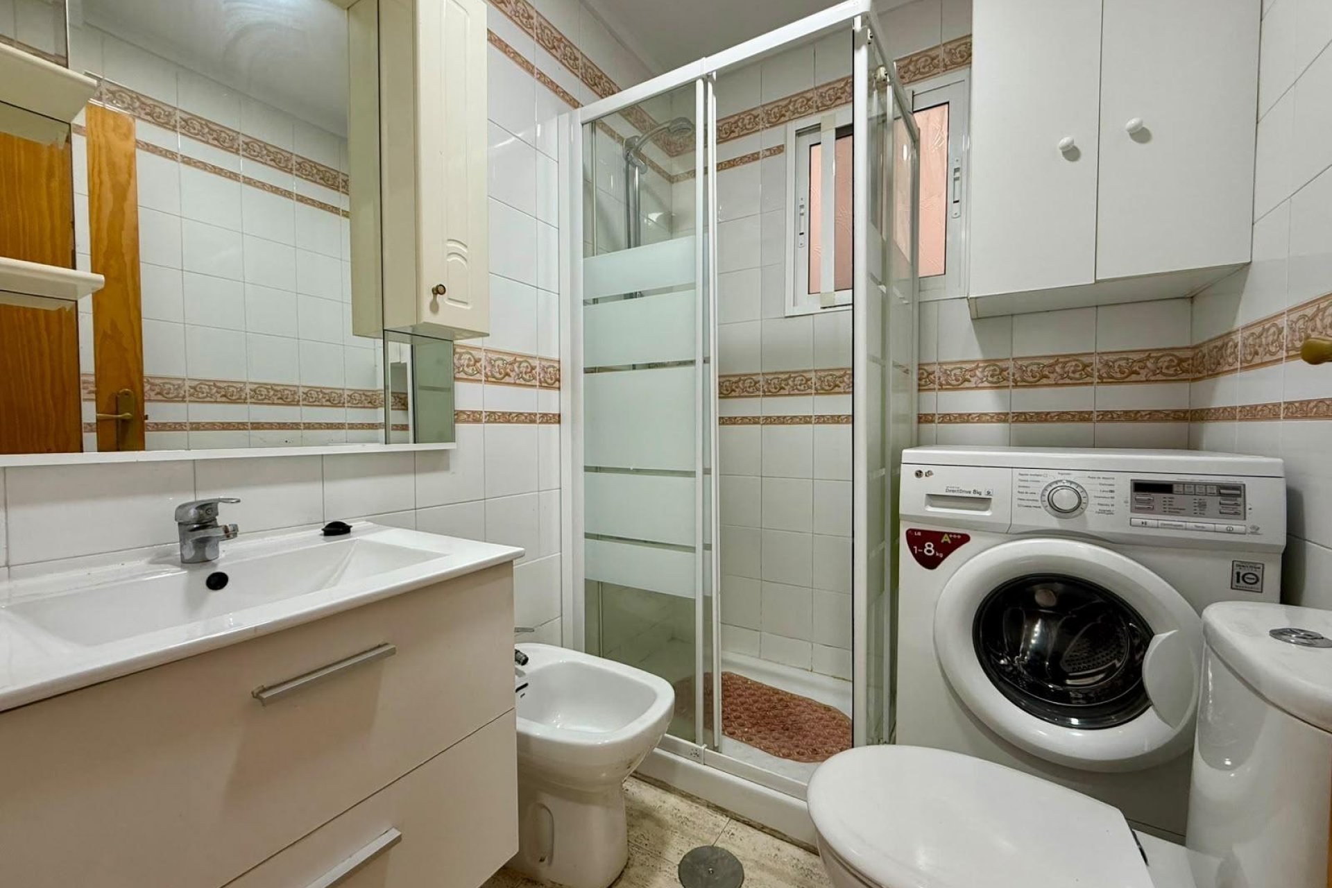 Revente - Apartment -
Torrevieja - Playa de los Locos