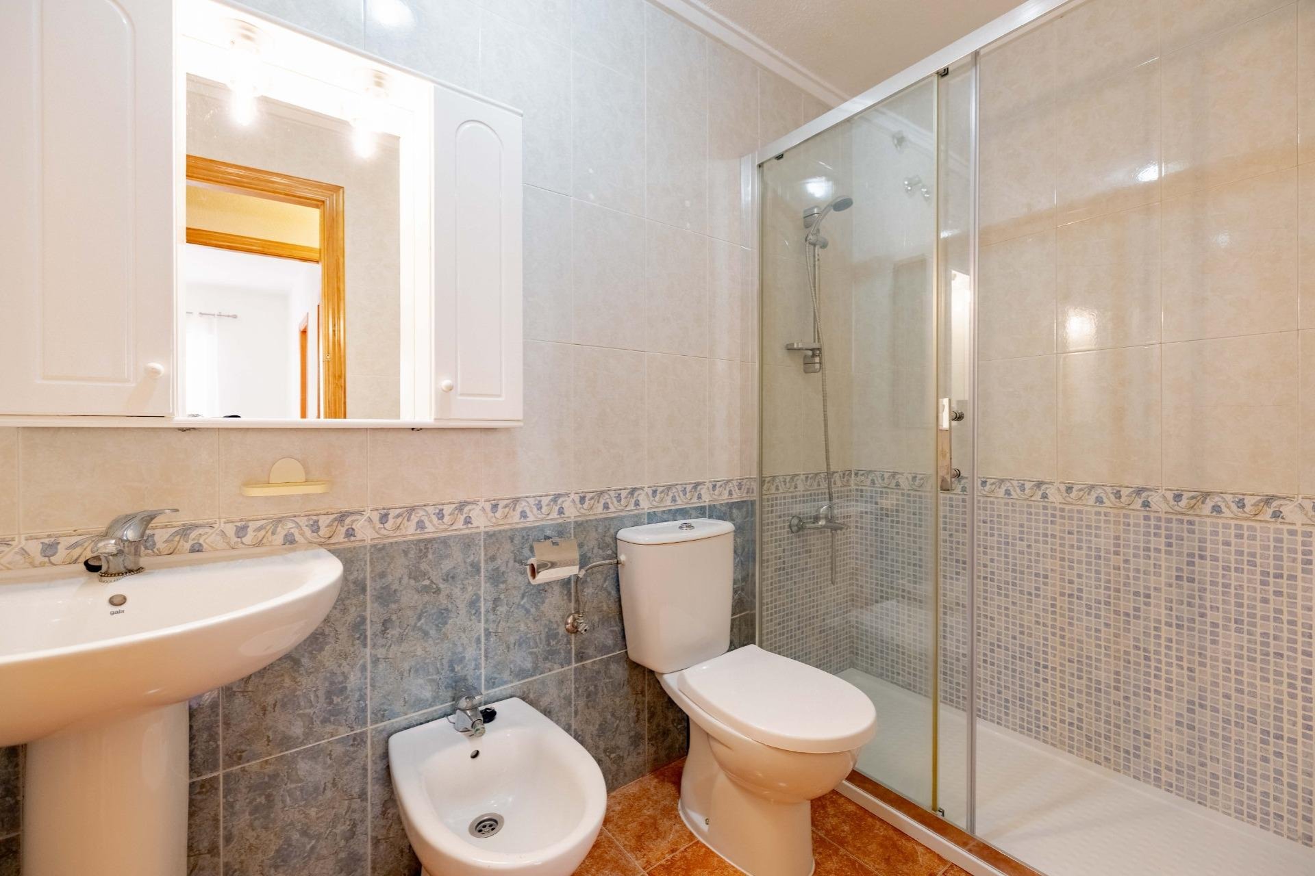 Revente - Apartment -
Torrevieja - Playa de los Locos