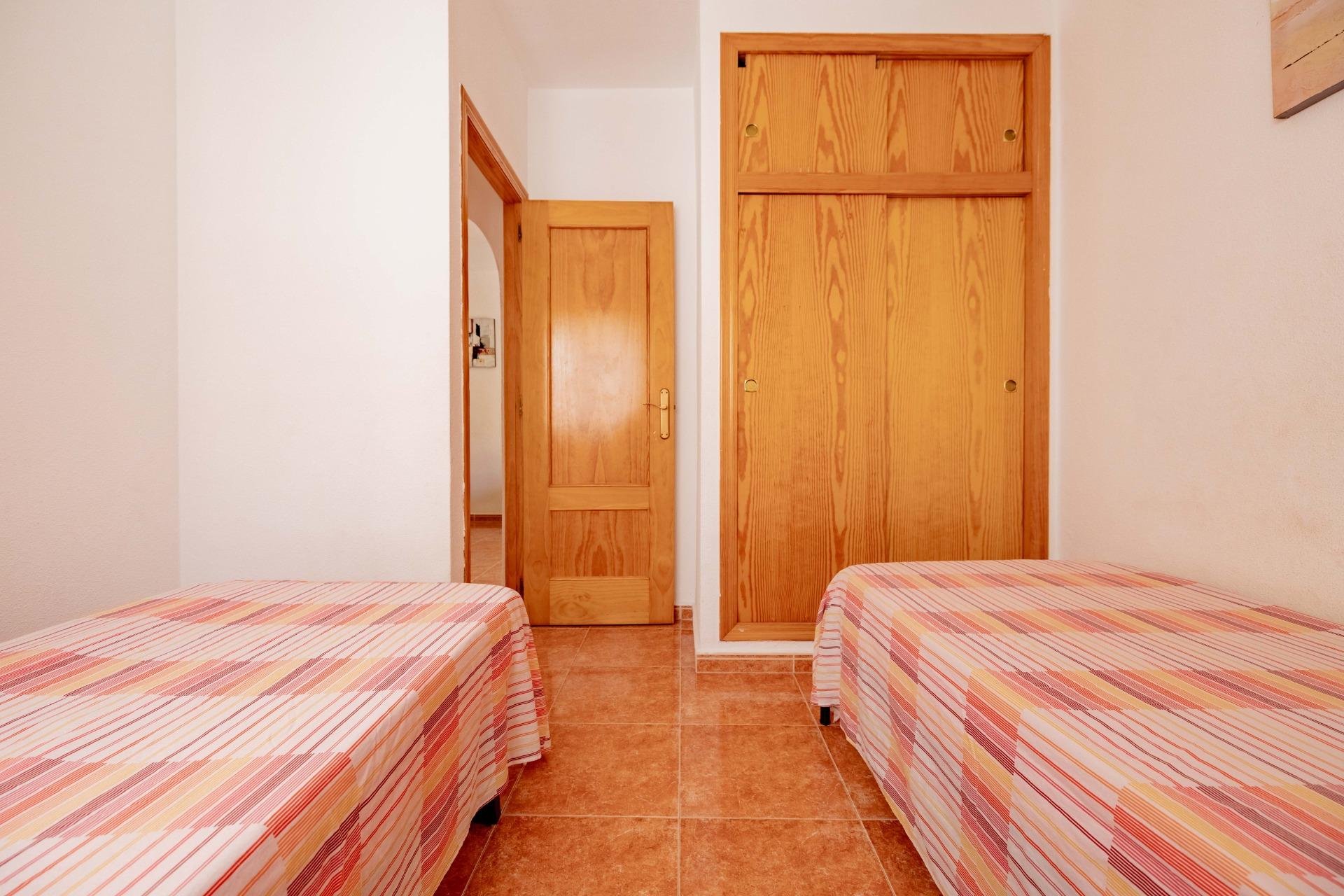 Revente - Apartment -
Torrevieja - Playa de los Locos