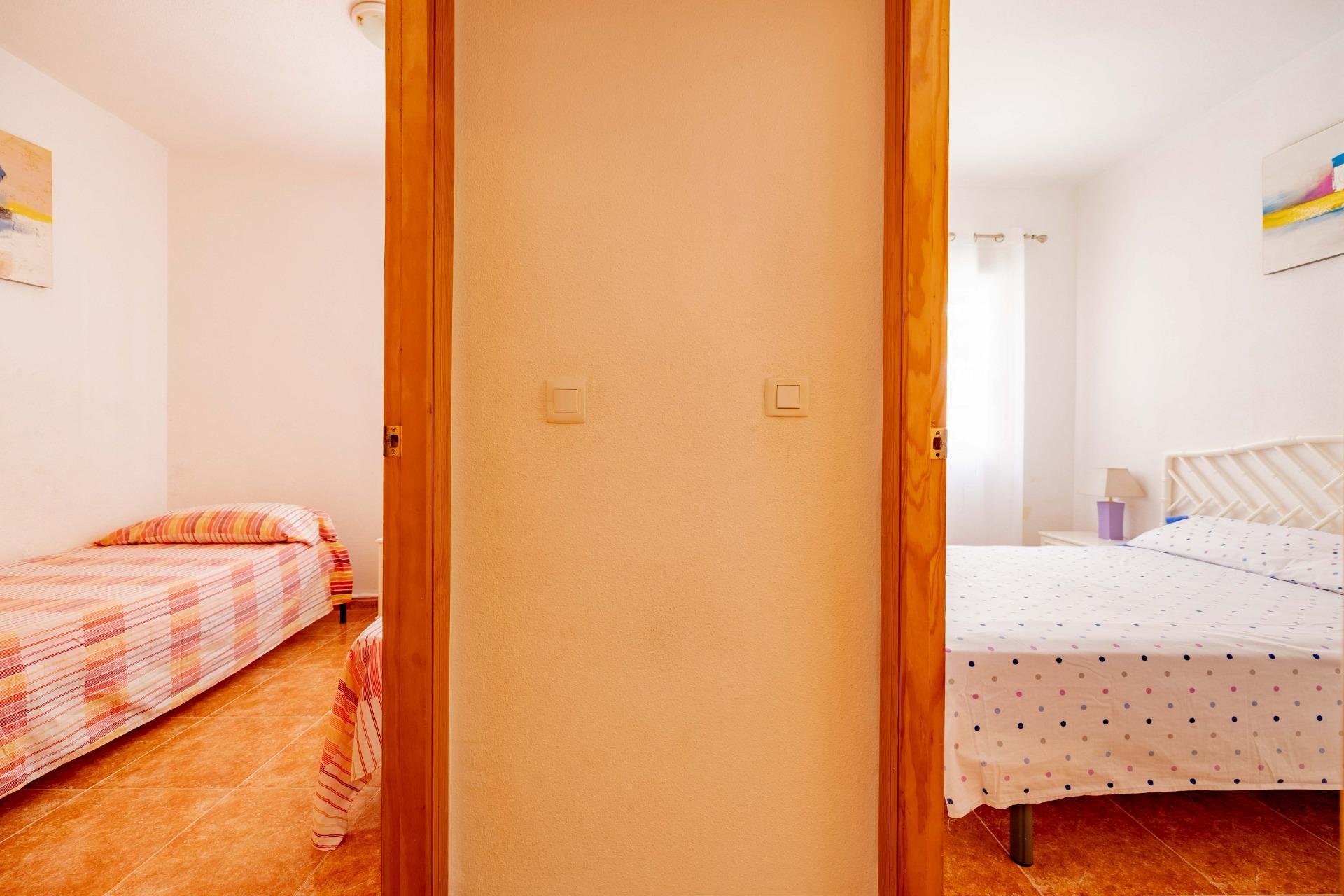 Revente - Apartment -
Torrevieja - Playa de los Locos