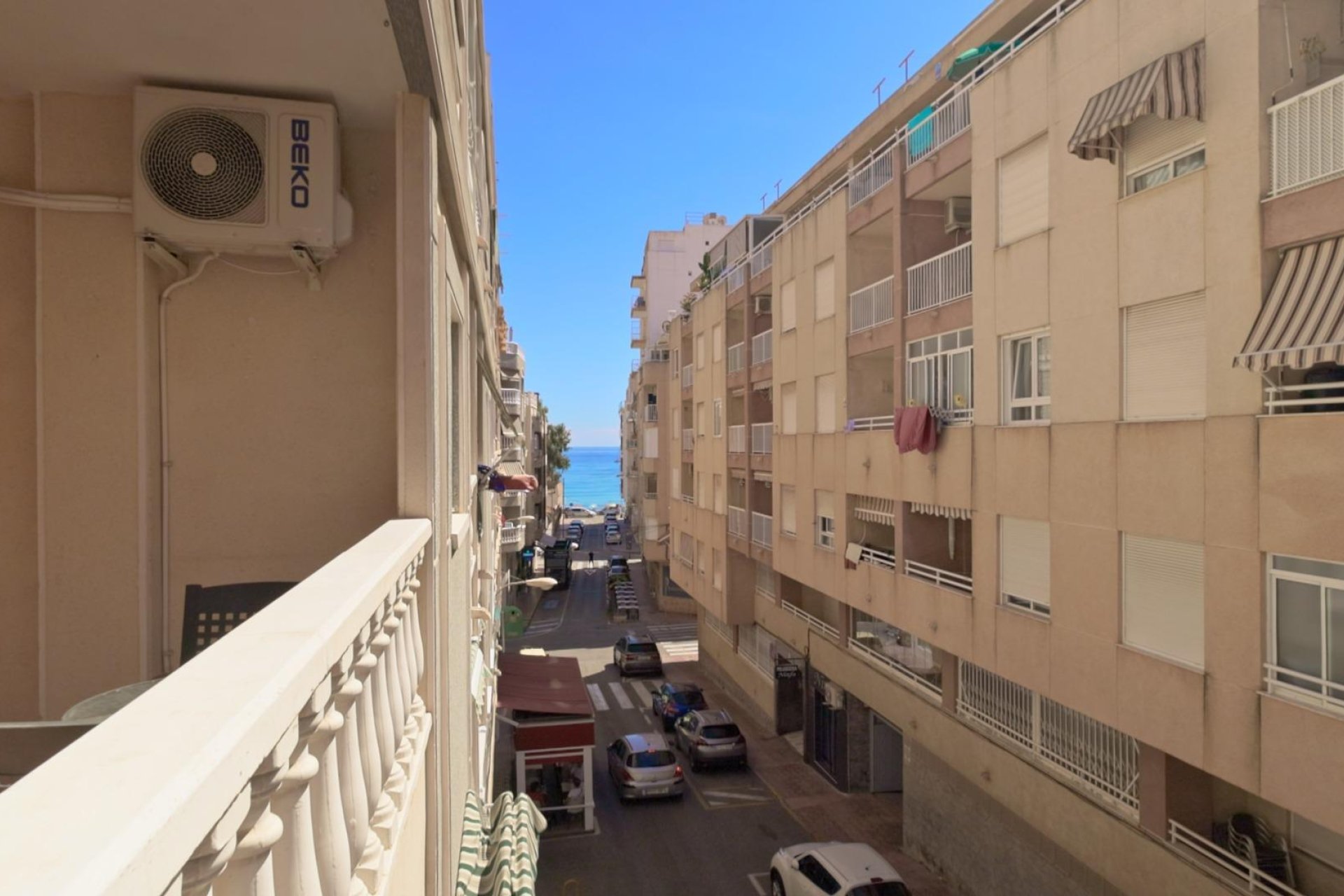 Revente - Apartment -
Torrevieja - Playa de los Locos
