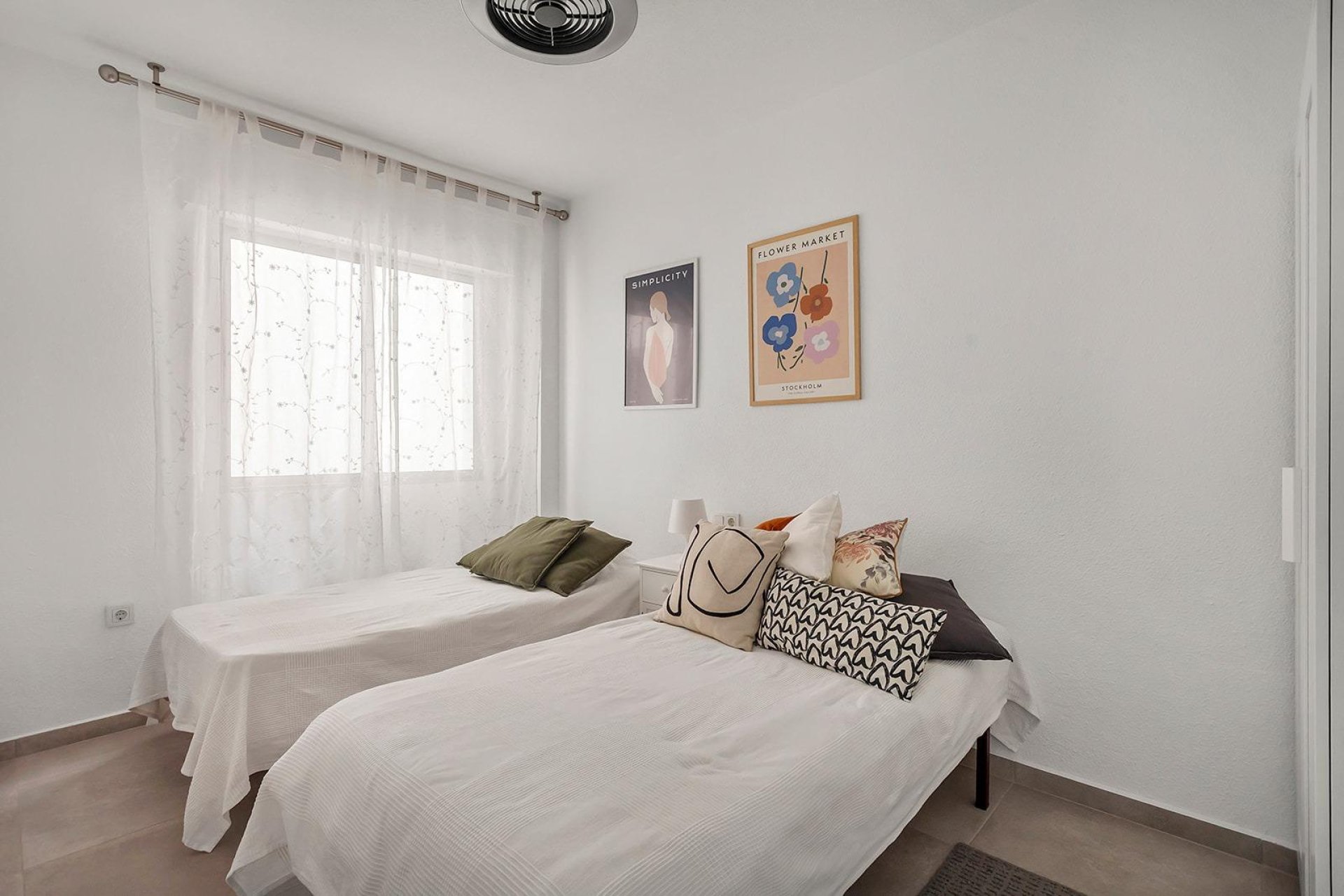 Revente - Apartment -
Torrevieja - Playa de los Locos