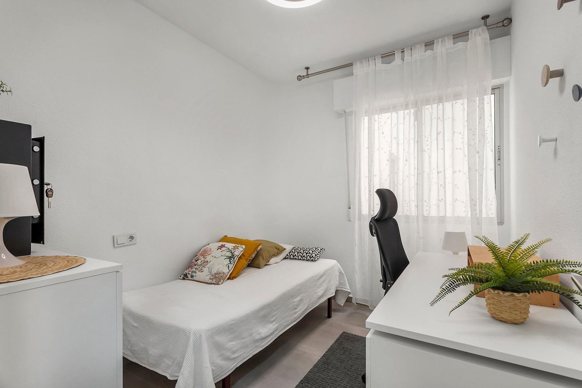 Revente - Apartment -
Torrevieja - Playa de los Locos