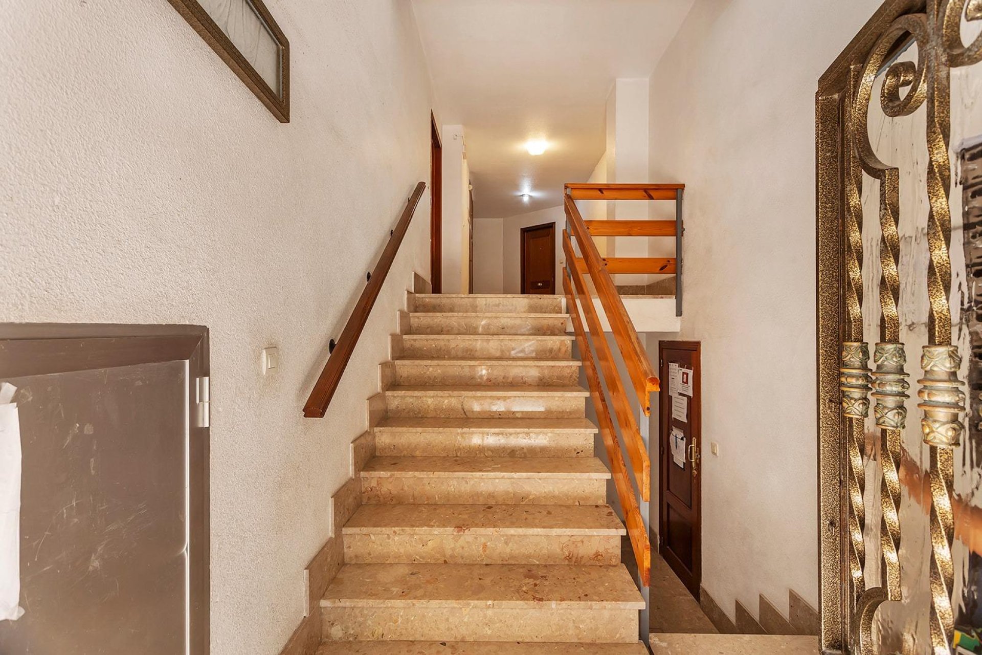Revente - Apartment -
Torrevieja - Playa de los Locos