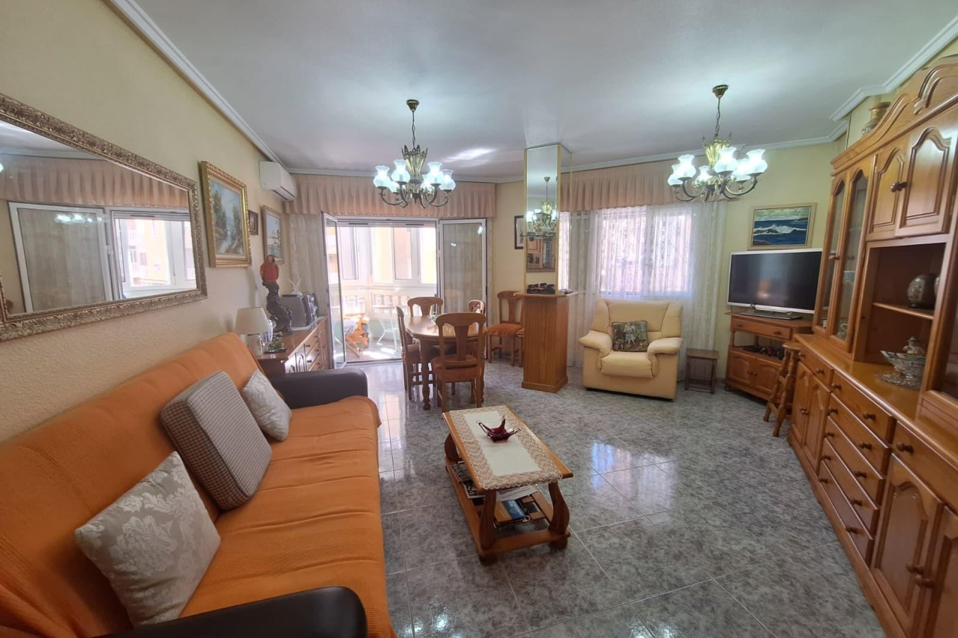 Revente - Apartment -
Torrevieja - Playa de los Locos