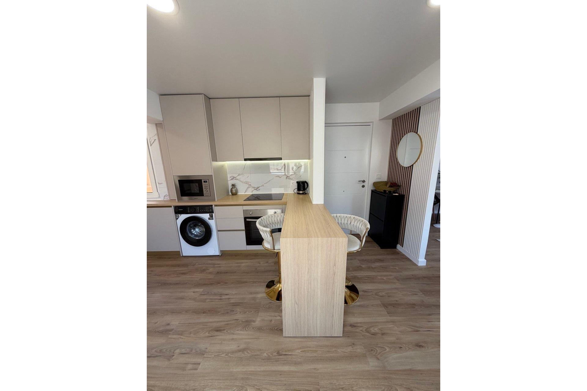 Revente - Apartment -
Torrevieja - Playa de los Locos