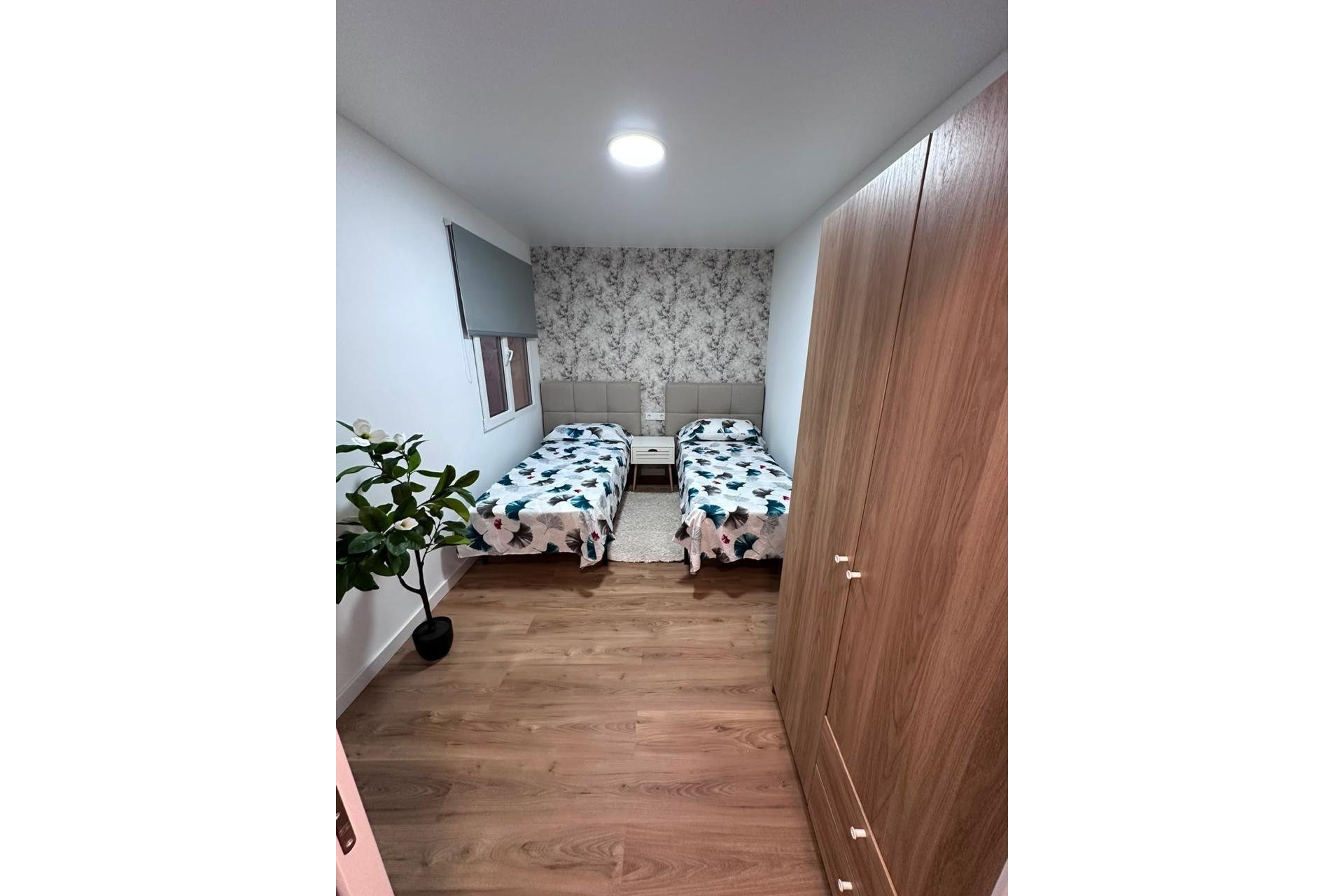 Revente - Apartment -
Torrevieja - Playa de los Locos