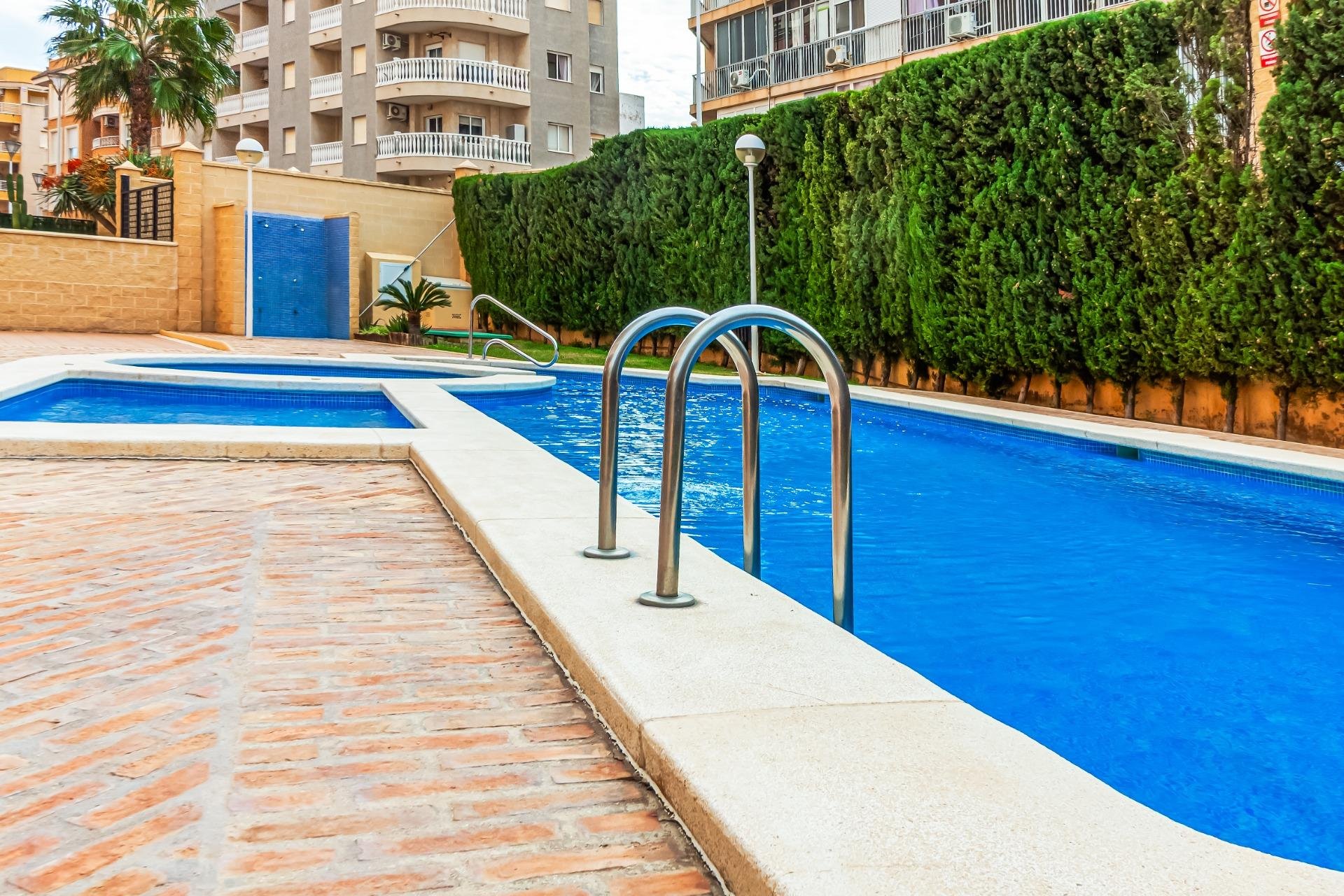 Revente - Apartment -
Torrevieja - Playa de los Locos