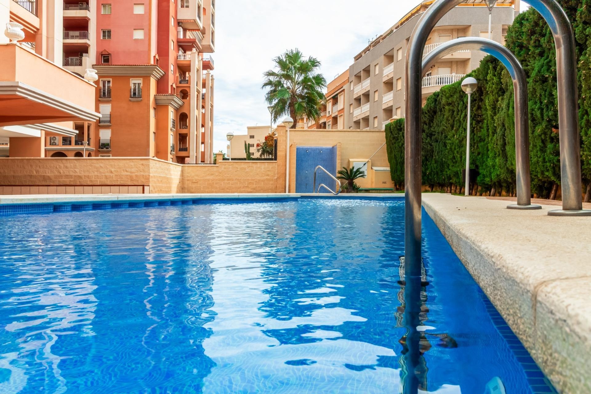 Revente - Apartment -
Torrevieja - Playa de los Locos