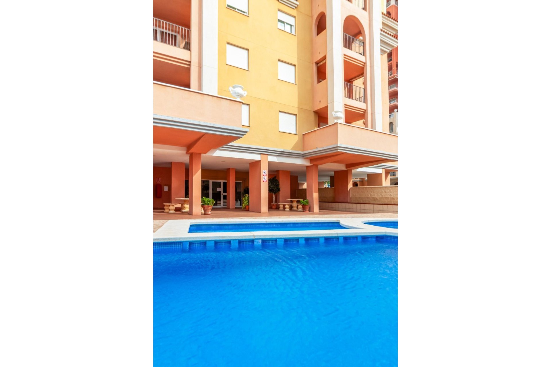 Revente - Apartment -
Torrevieja - Playa de los Locos