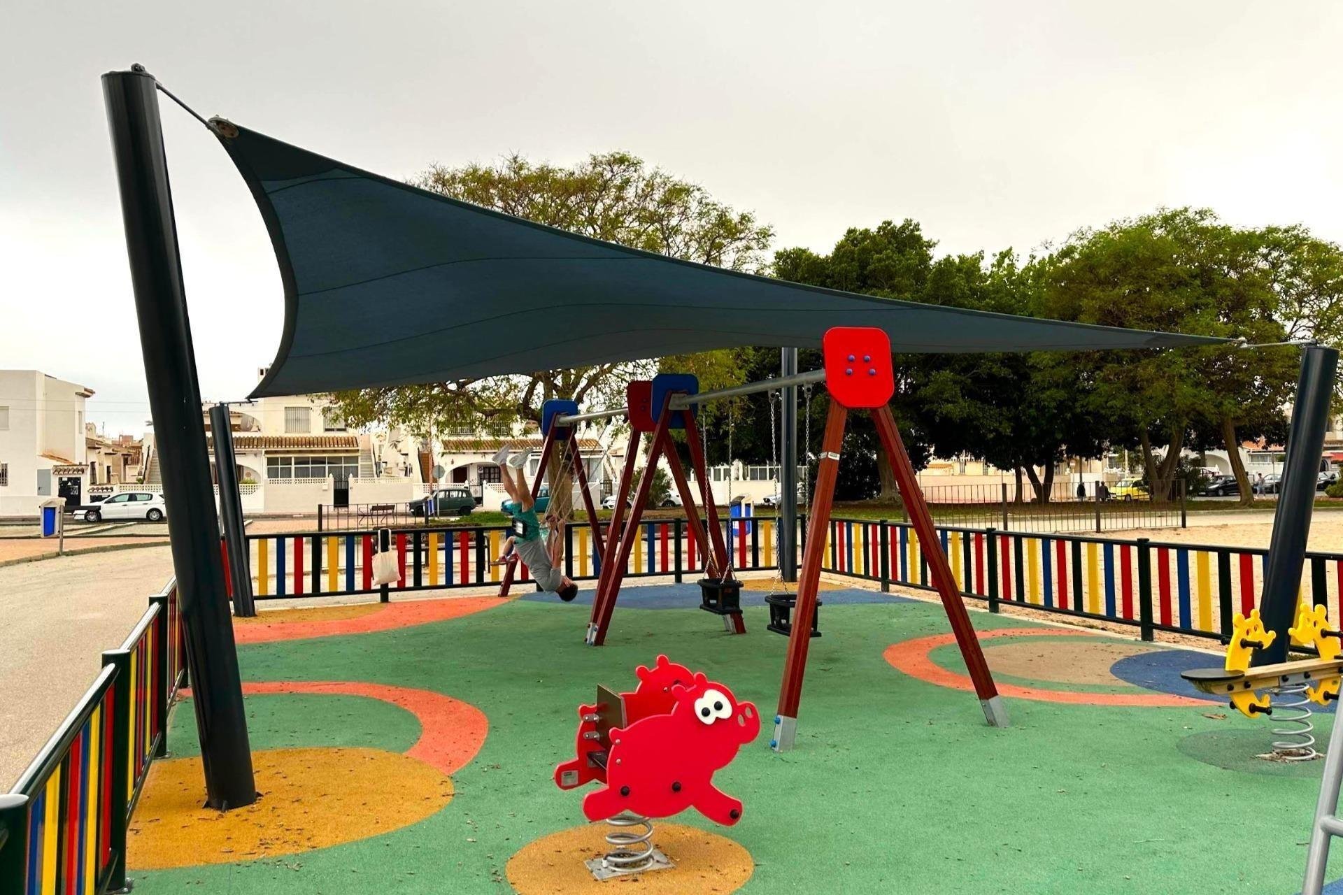 Revente - Apartment -
Torrevieja - Playa de los Locos