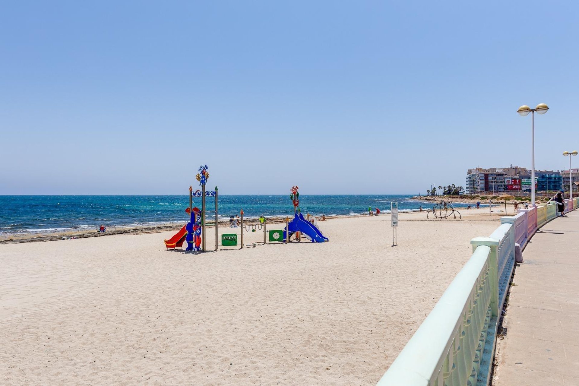 Revente - Apartment -
Torrevieja - Playa de los Locos