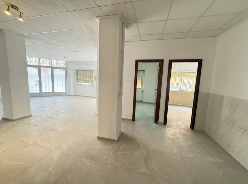 Revente - Apartment -
Torrevieja - Playa de los Locos