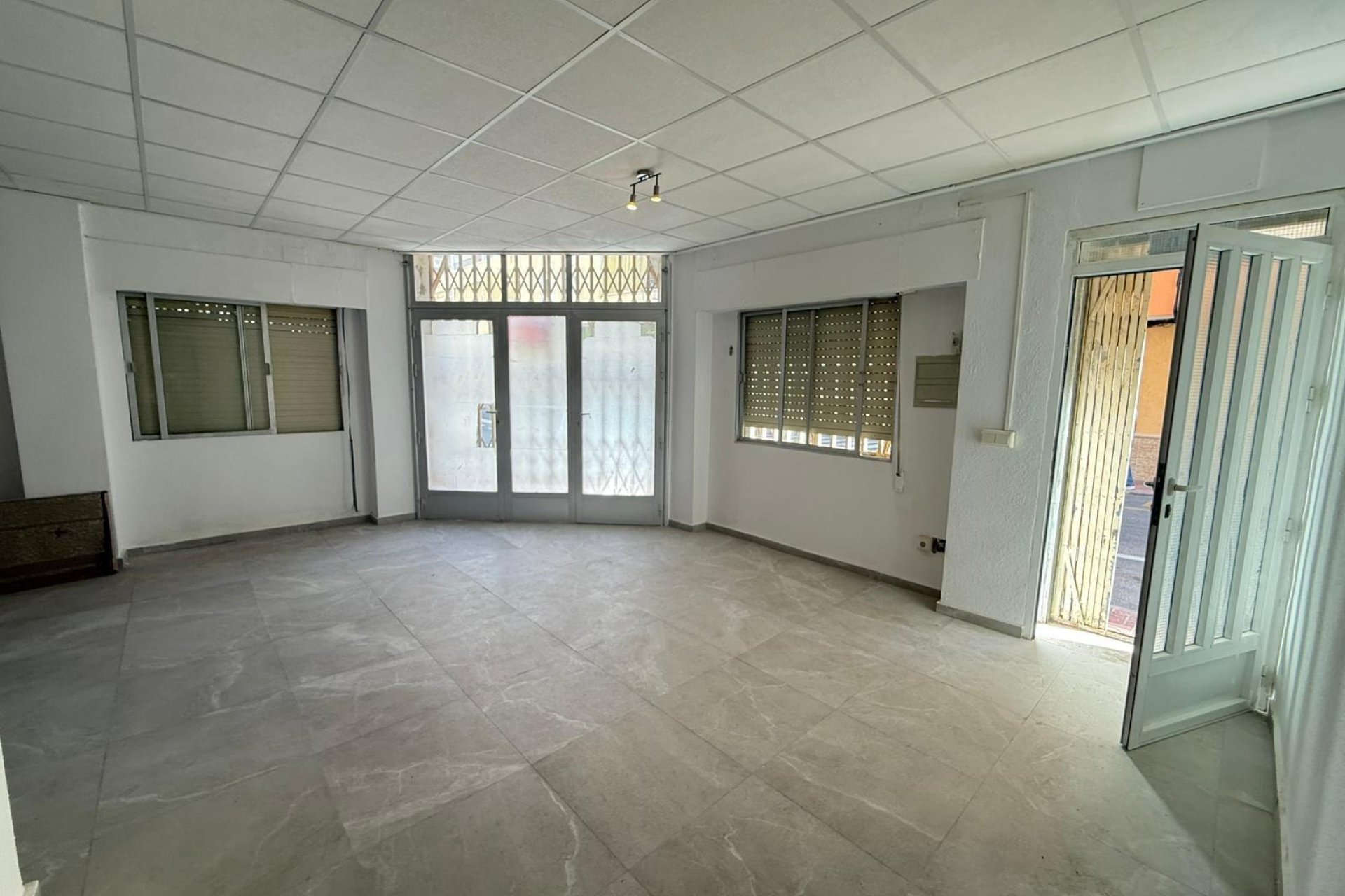 Revente - Apartment -
Torrevieja - Playa de los Locos