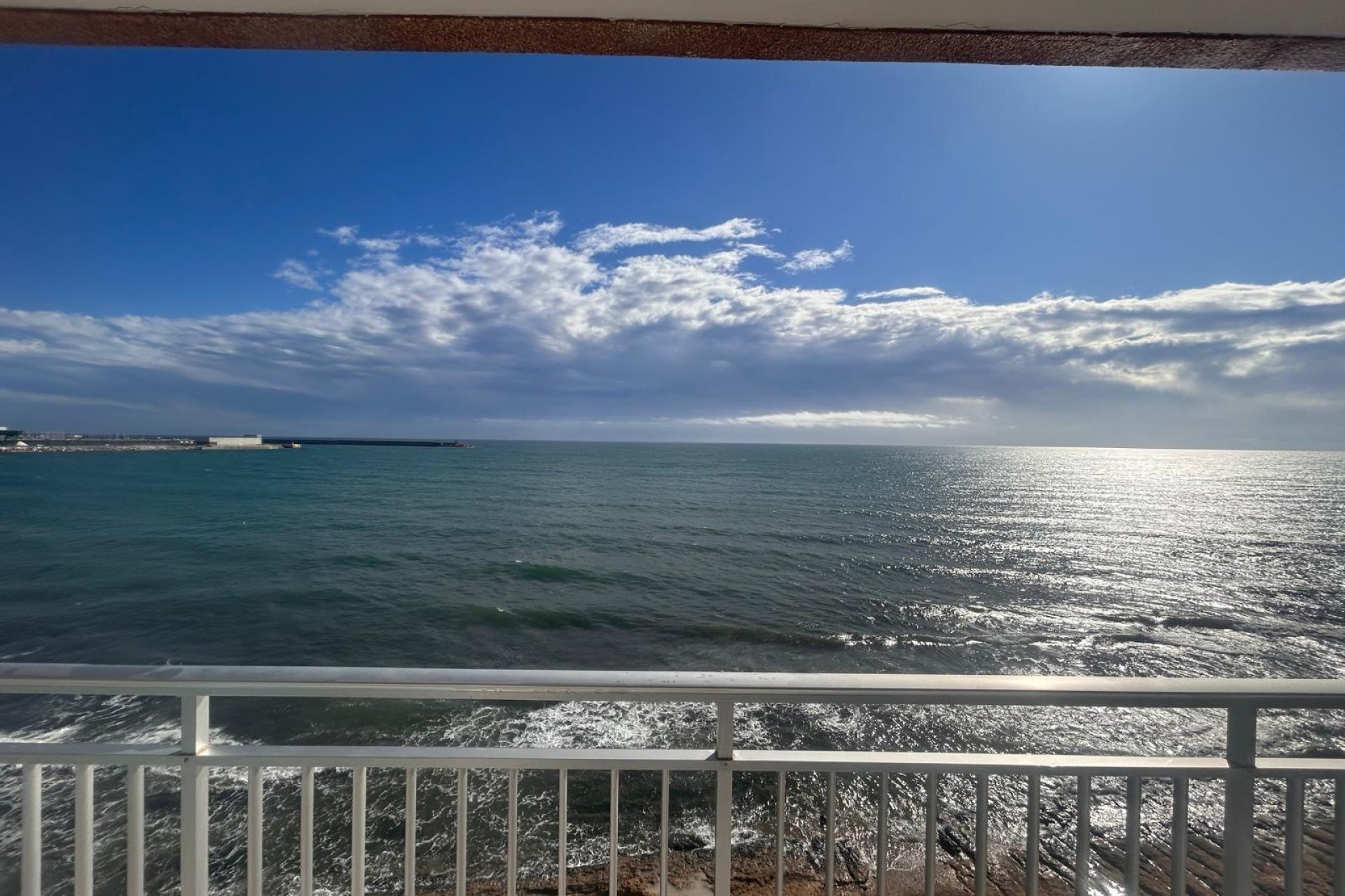 Revente - Apartment -
Torrevieja - Playa De Los Naufragos