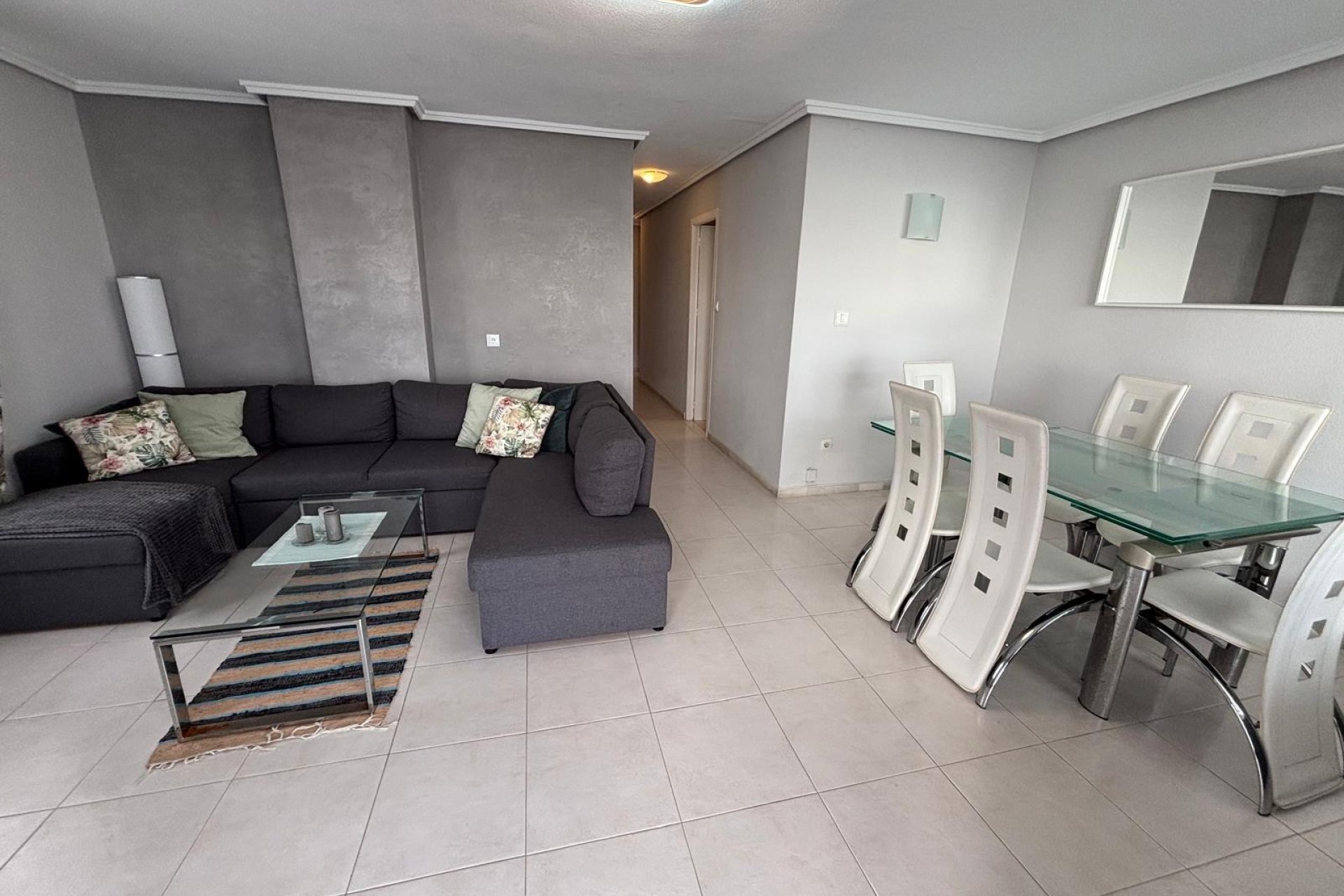 Revente - Apartment -
Torrevieja - Playa De Los Naufragos