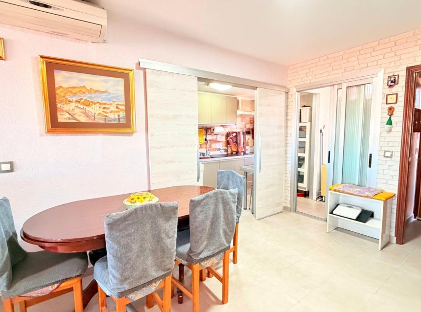 Revente - Apartment -
Torrevieja - Playa De Los Naufragos