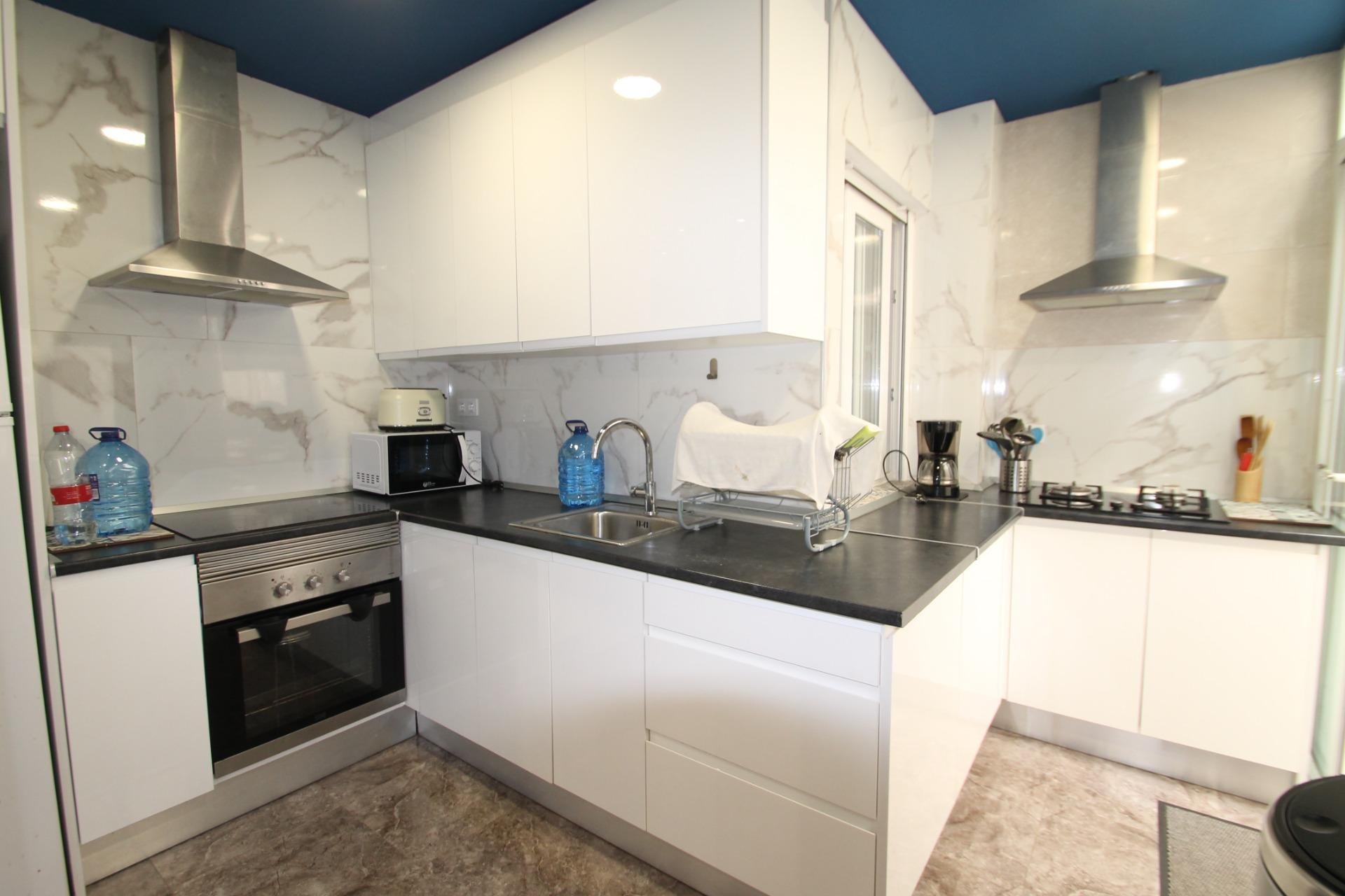 Revente - Apartment -
Torrevieja - Playa De Los Naufragos