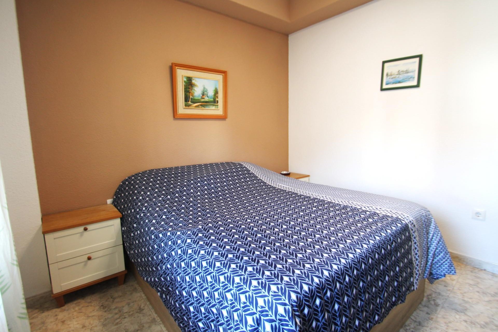 Revente - Apartment -
Torrevieja - Playa De Los Naufragos