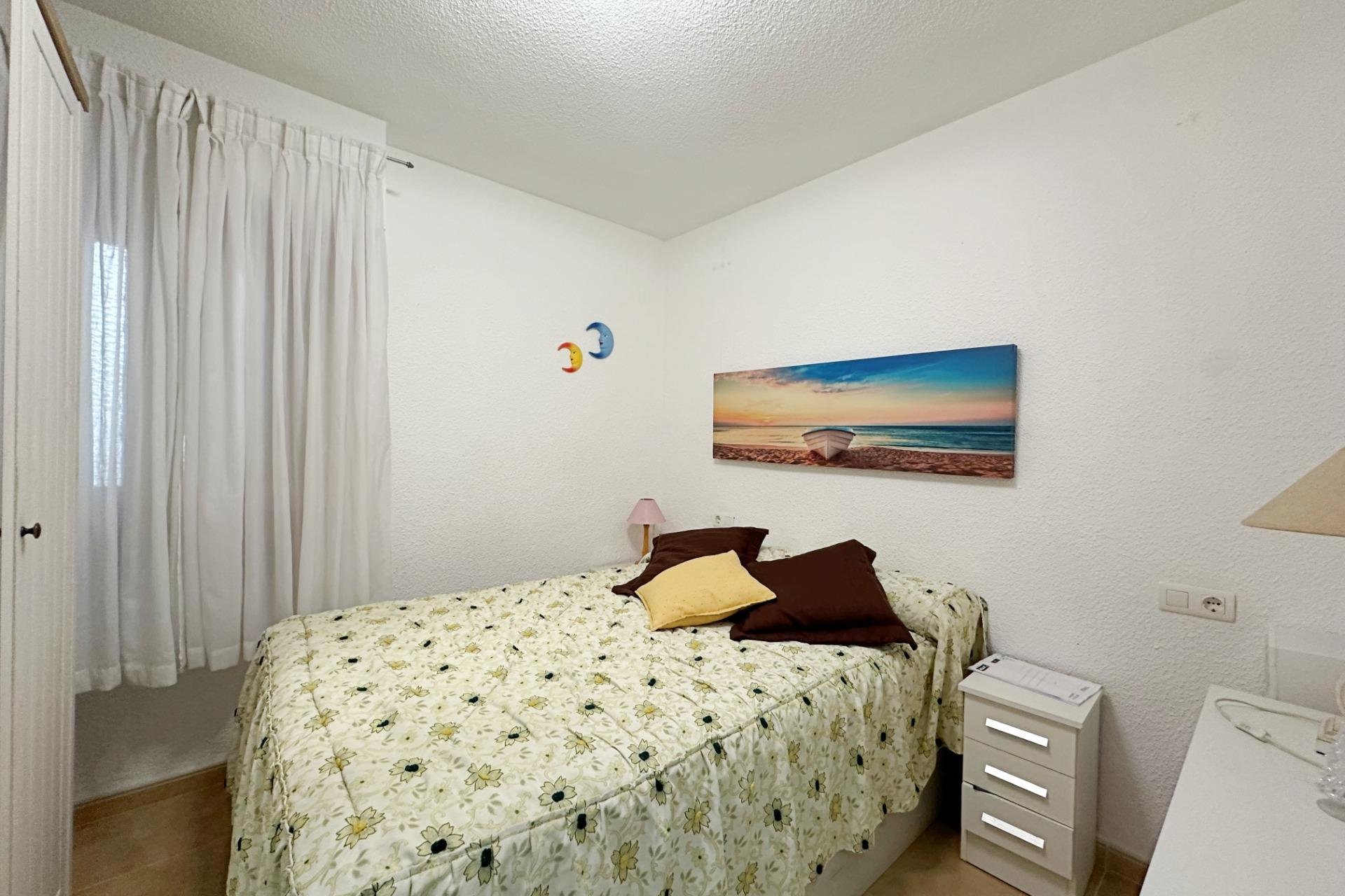 Revente - Apartment -
Torrevieja - Playa De Los Naufragos