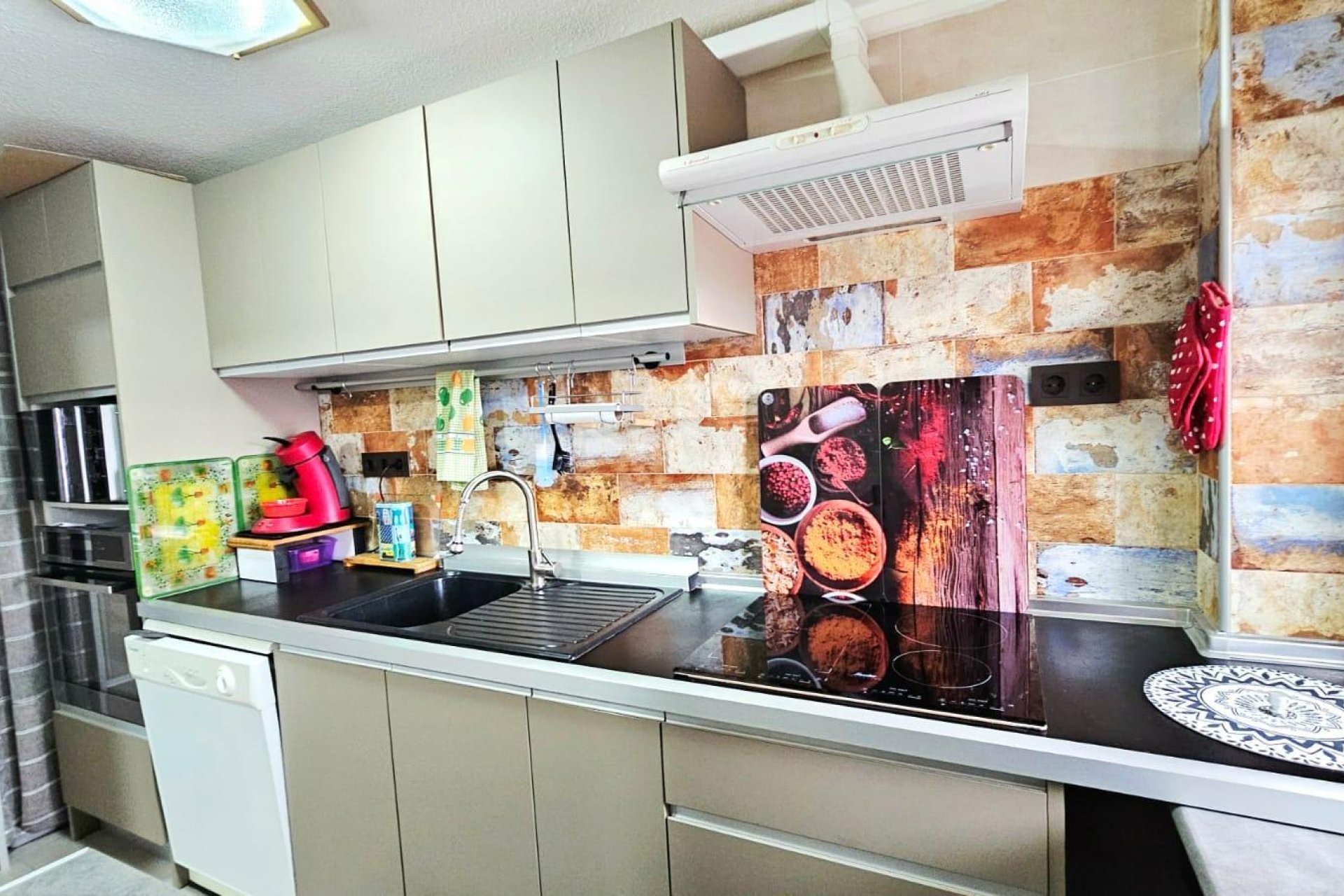 Revente - Apartment -
Torrevieja - Playa De Los Naufragos