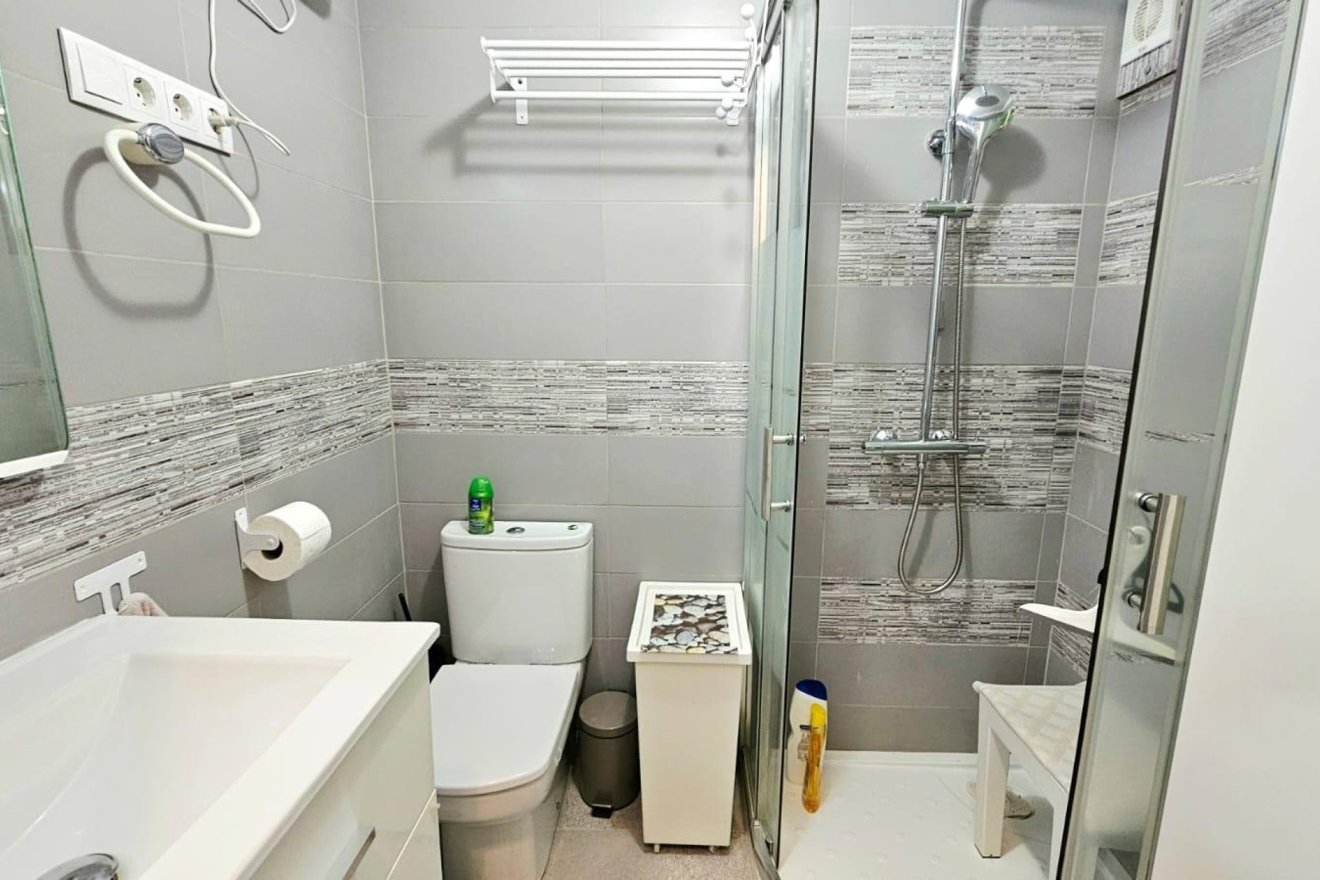 Revente - Apartment -
Torrevieja - Playa De Los Naufragos