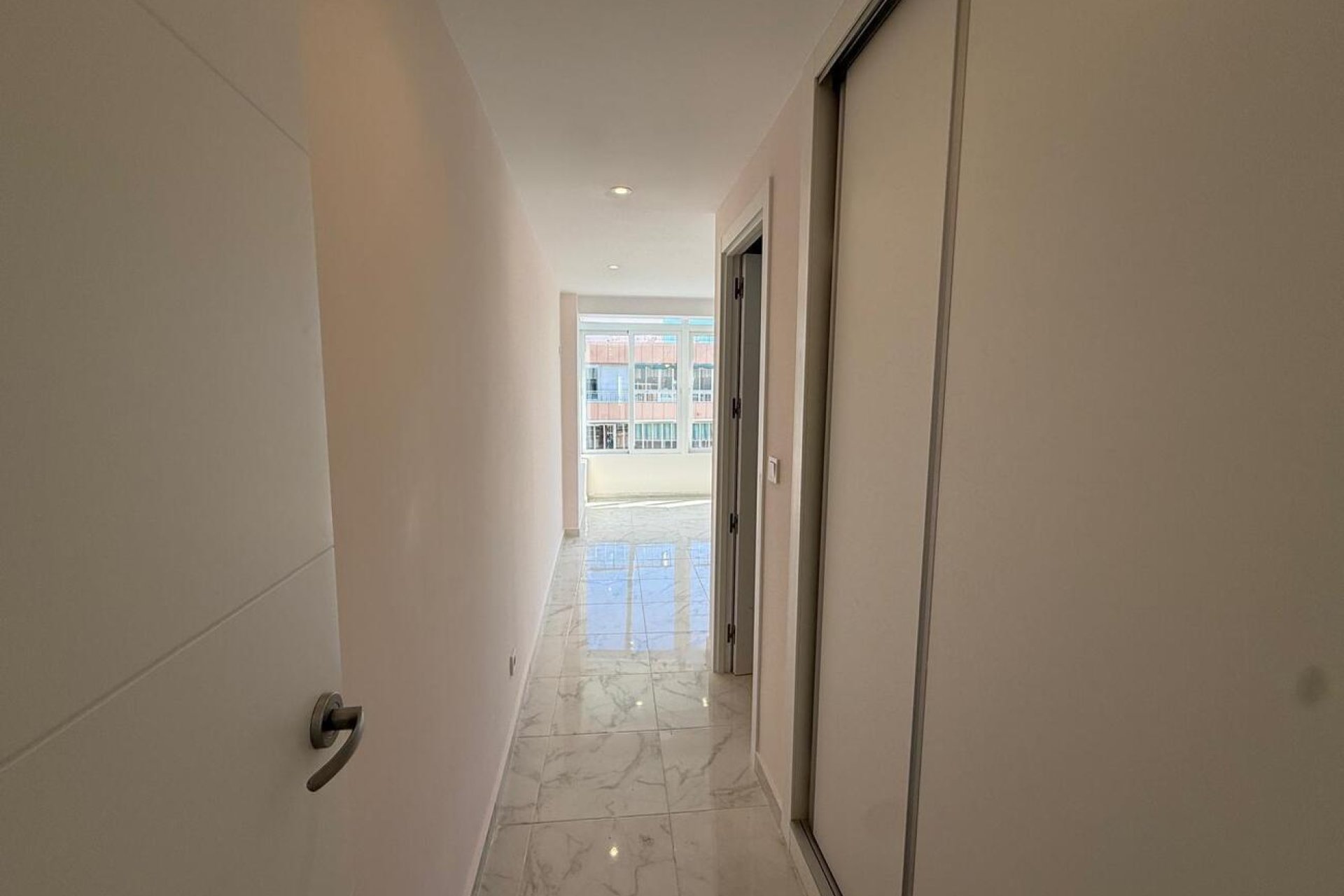 Revente - Apartment -
Torrevieja - Playa del Acequión