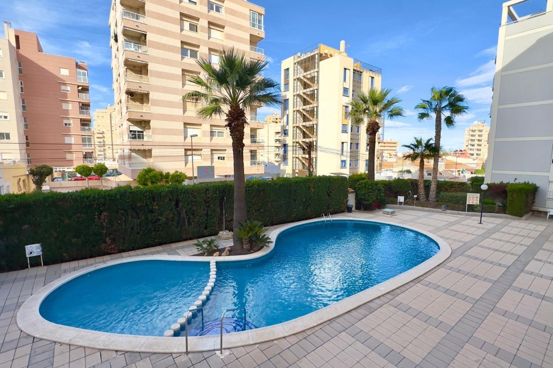 Revente - Apartment -
Torrevieja - Playa del Cura