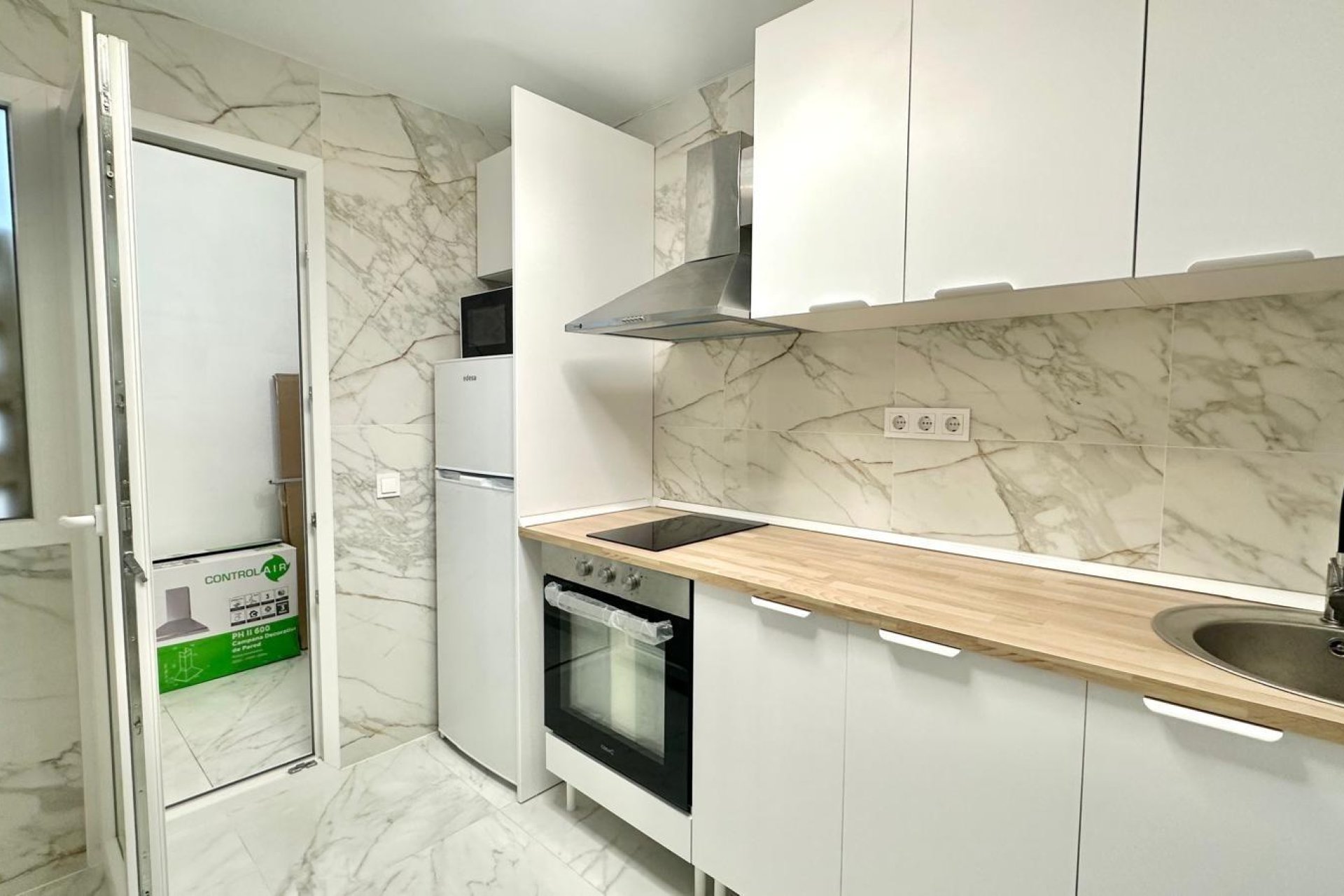 Revente - Apartment -
Torrevieja - Playa del Cura