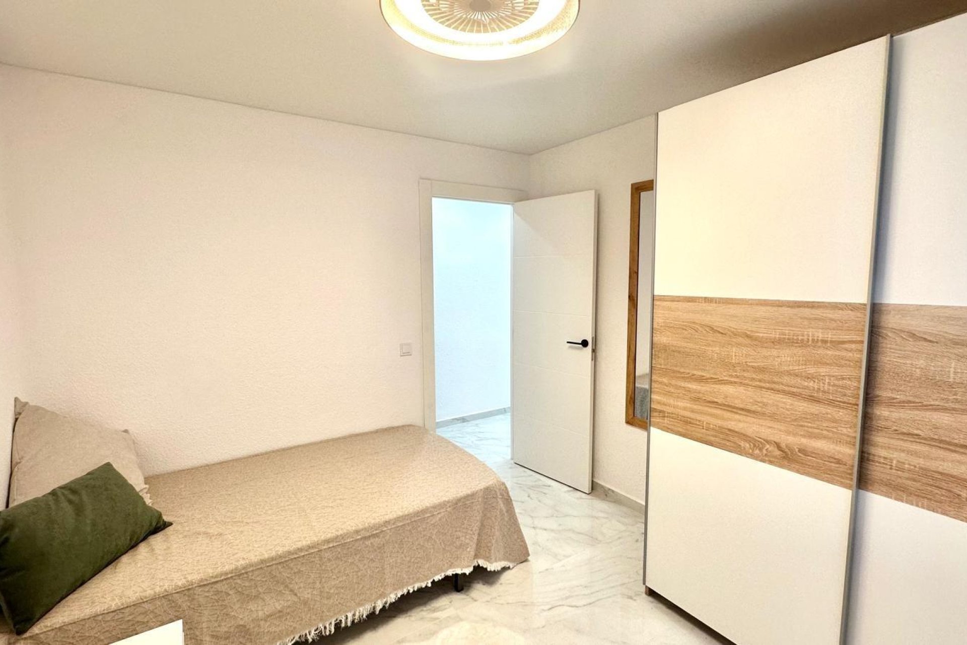 Revente - Apartment -
Torrevieja - Playa del Cura