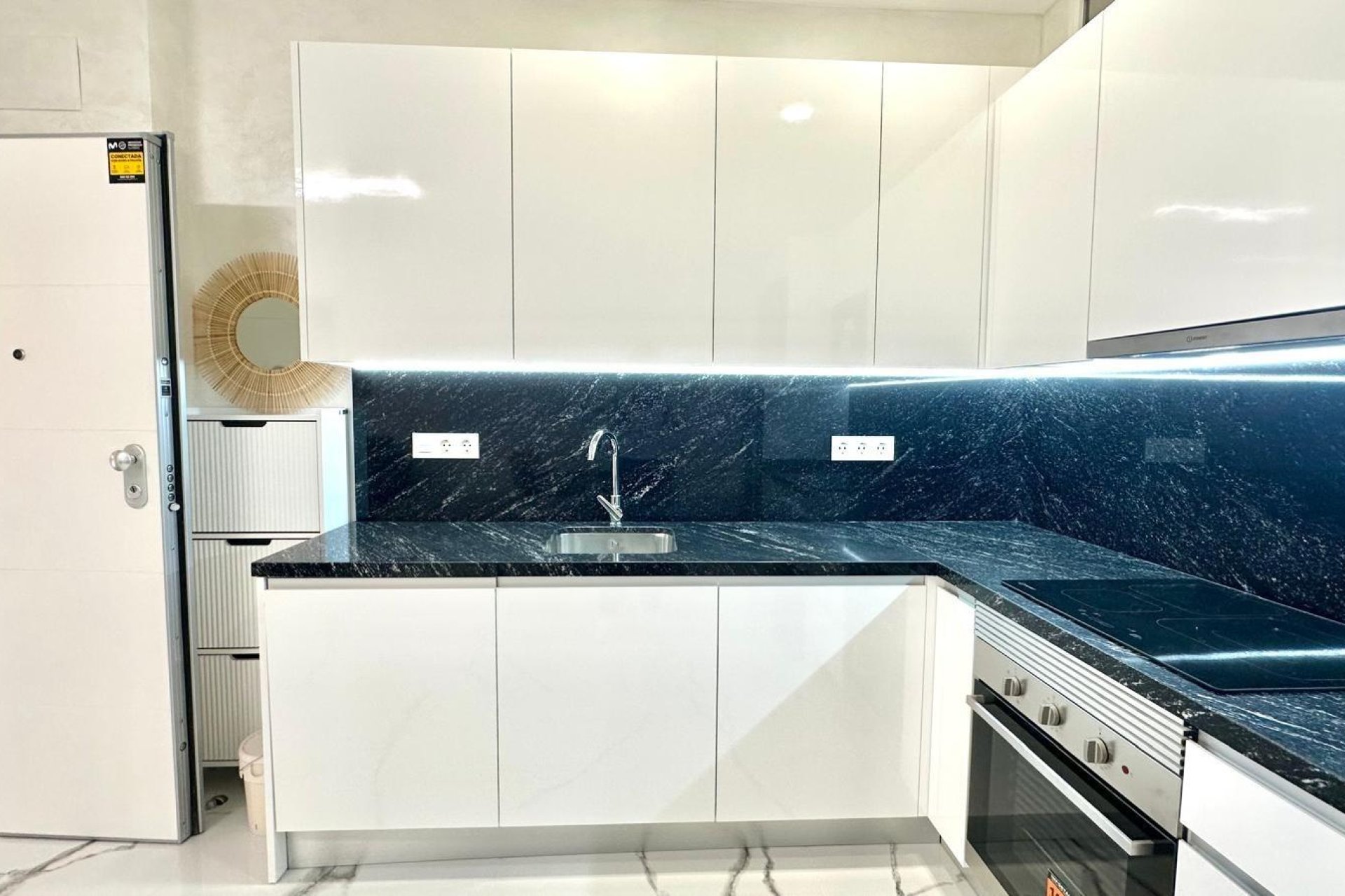 Revente - Apartment -
Torrevieja - Playa del Cura