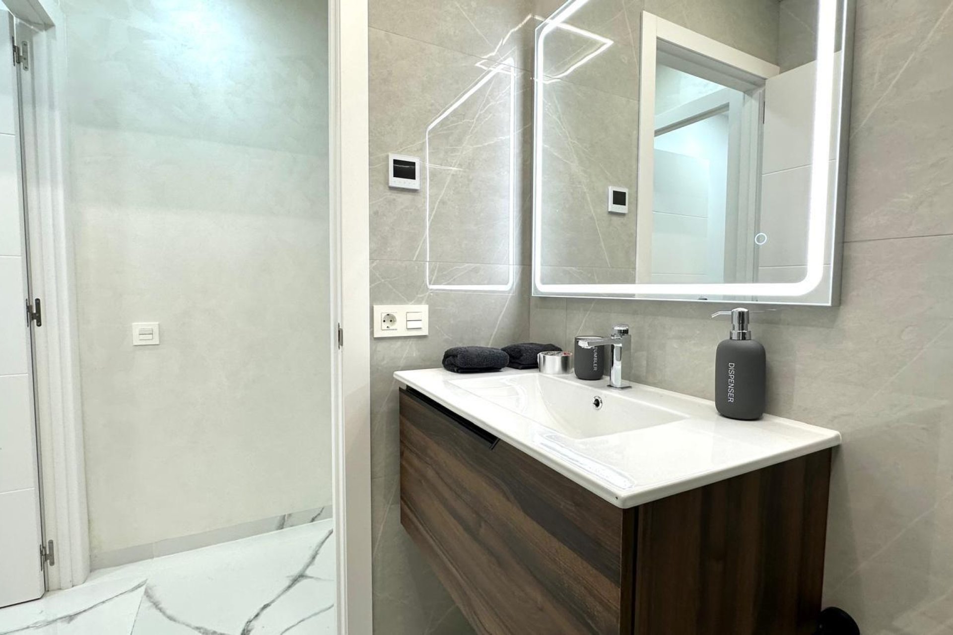 Revente - Apartment -
Torrevieja - Playa del Cura