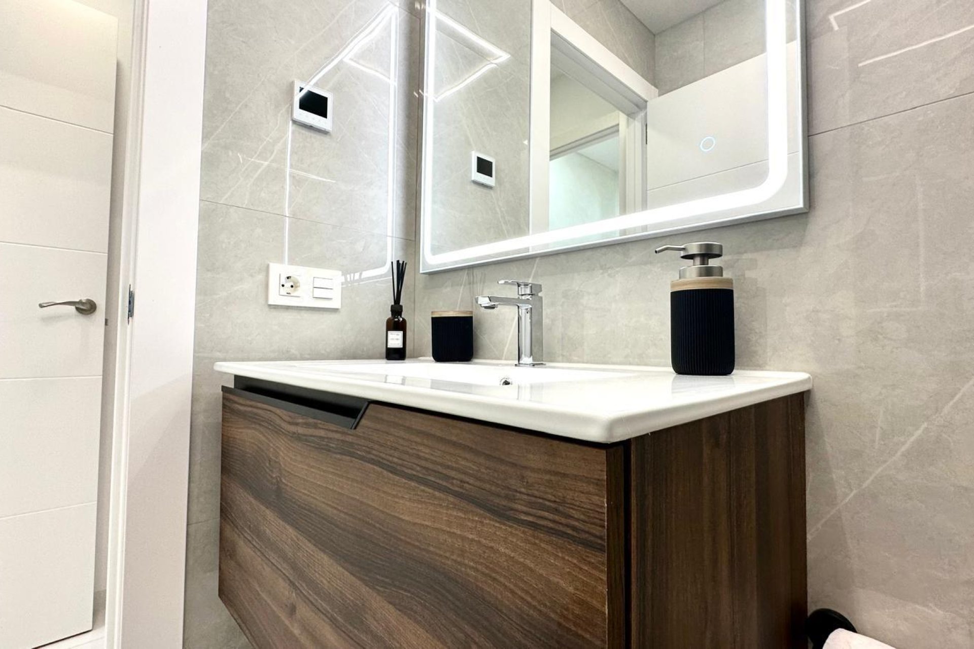 Revente - Apartment -
Torrevieja - Playa del Cura